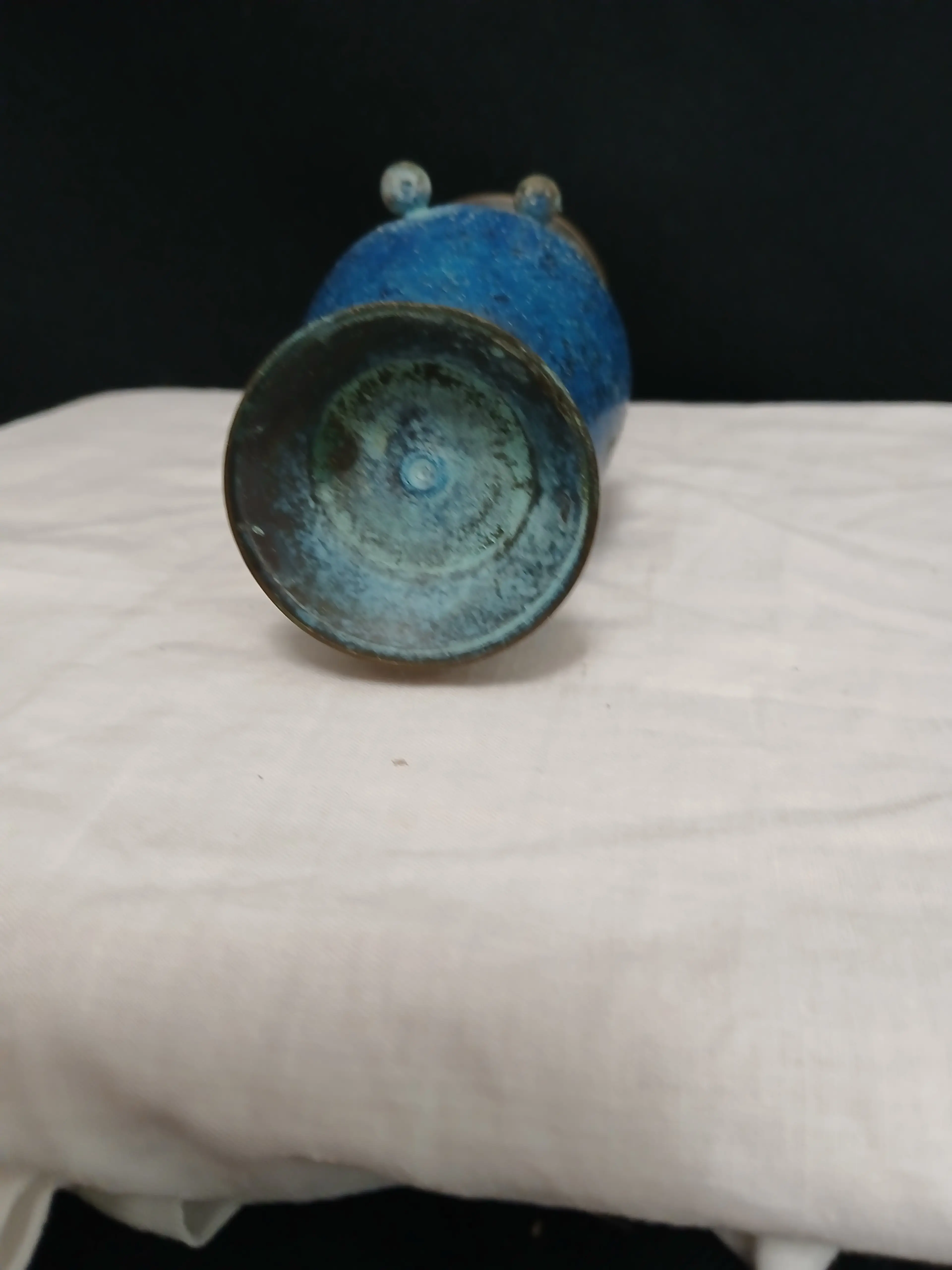 Image 2 of 6