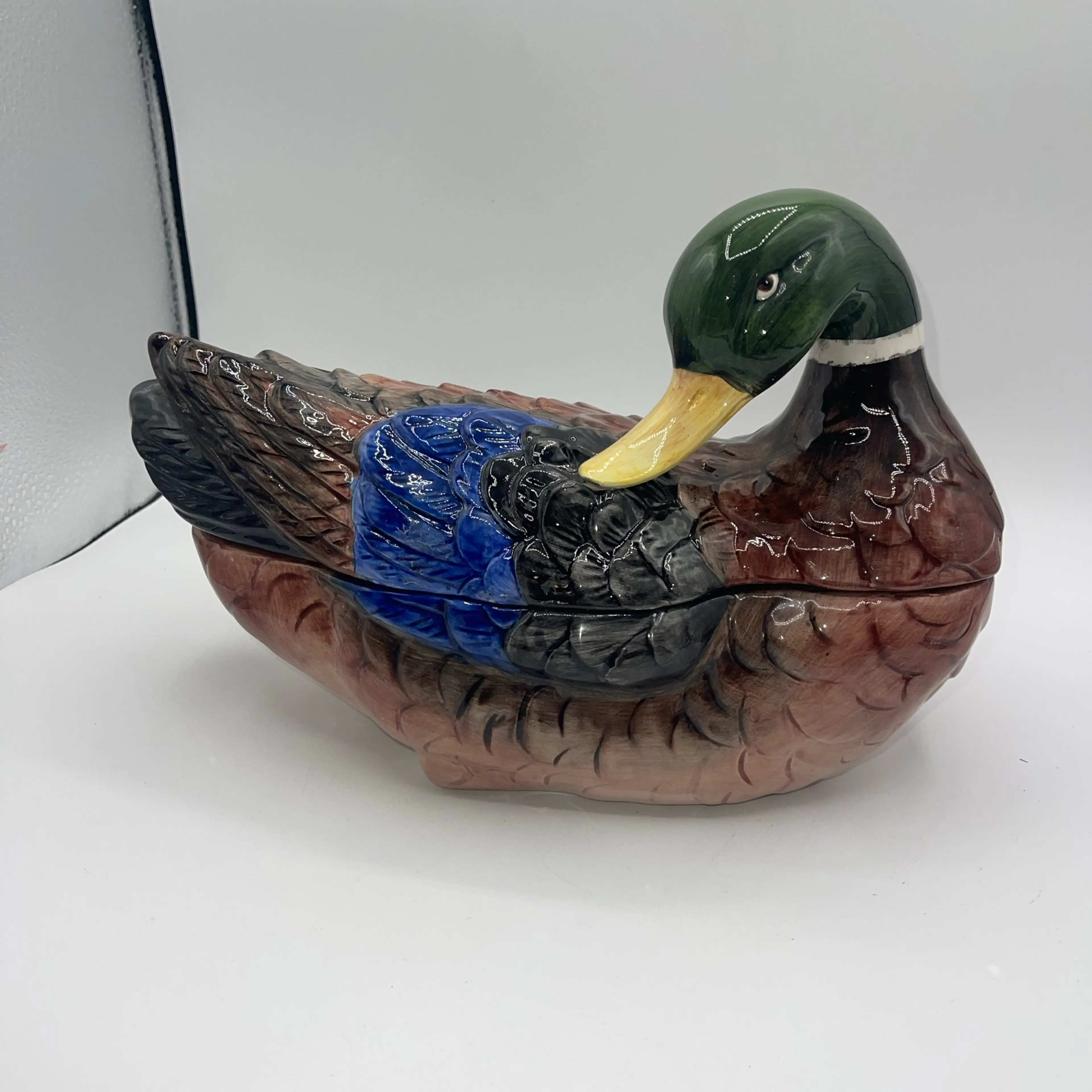 Image 2 of 8