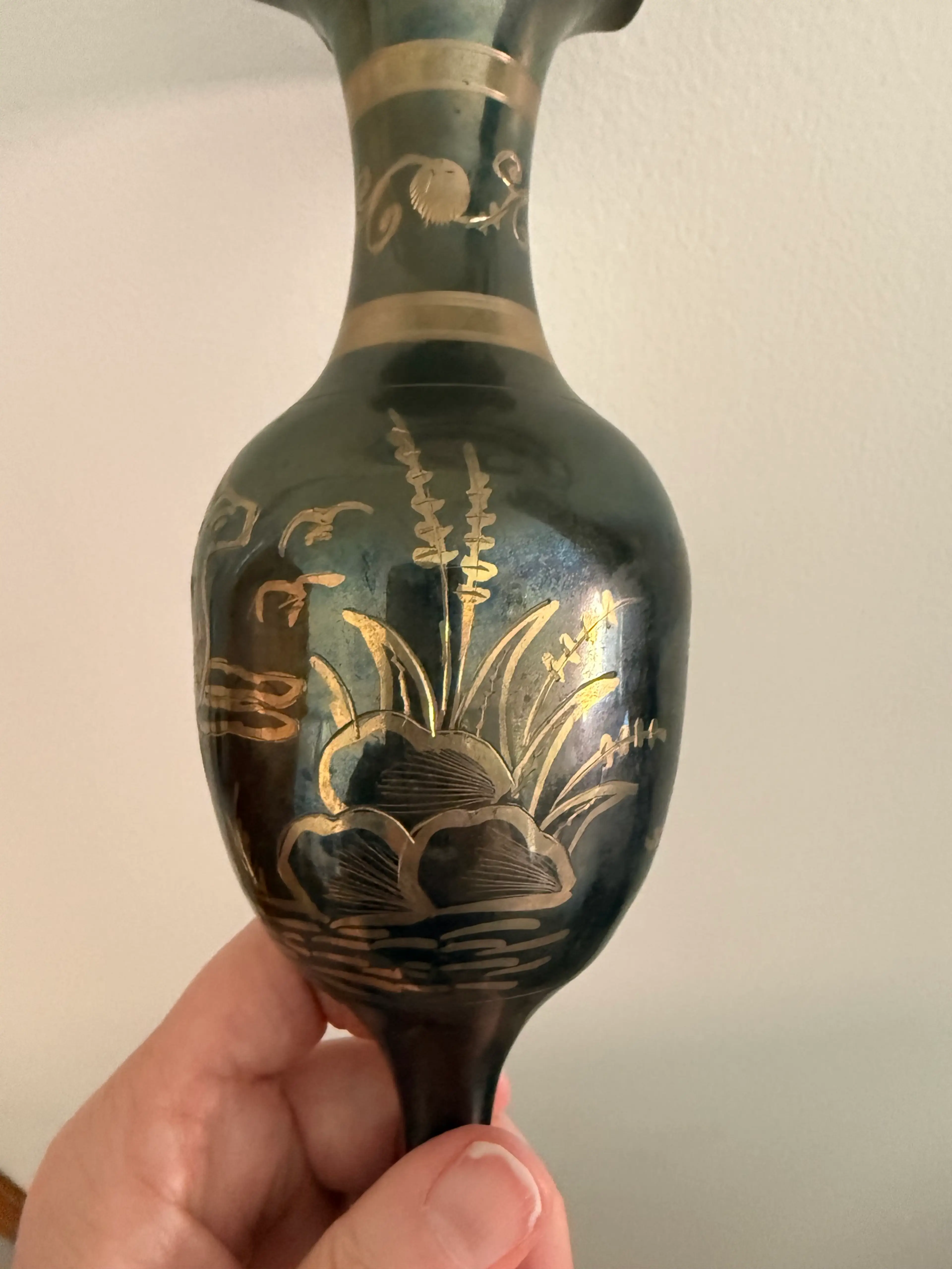 Image 4 of 12