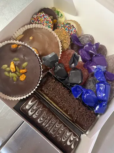 Sweet Sunday At Candy Dish Confections! 