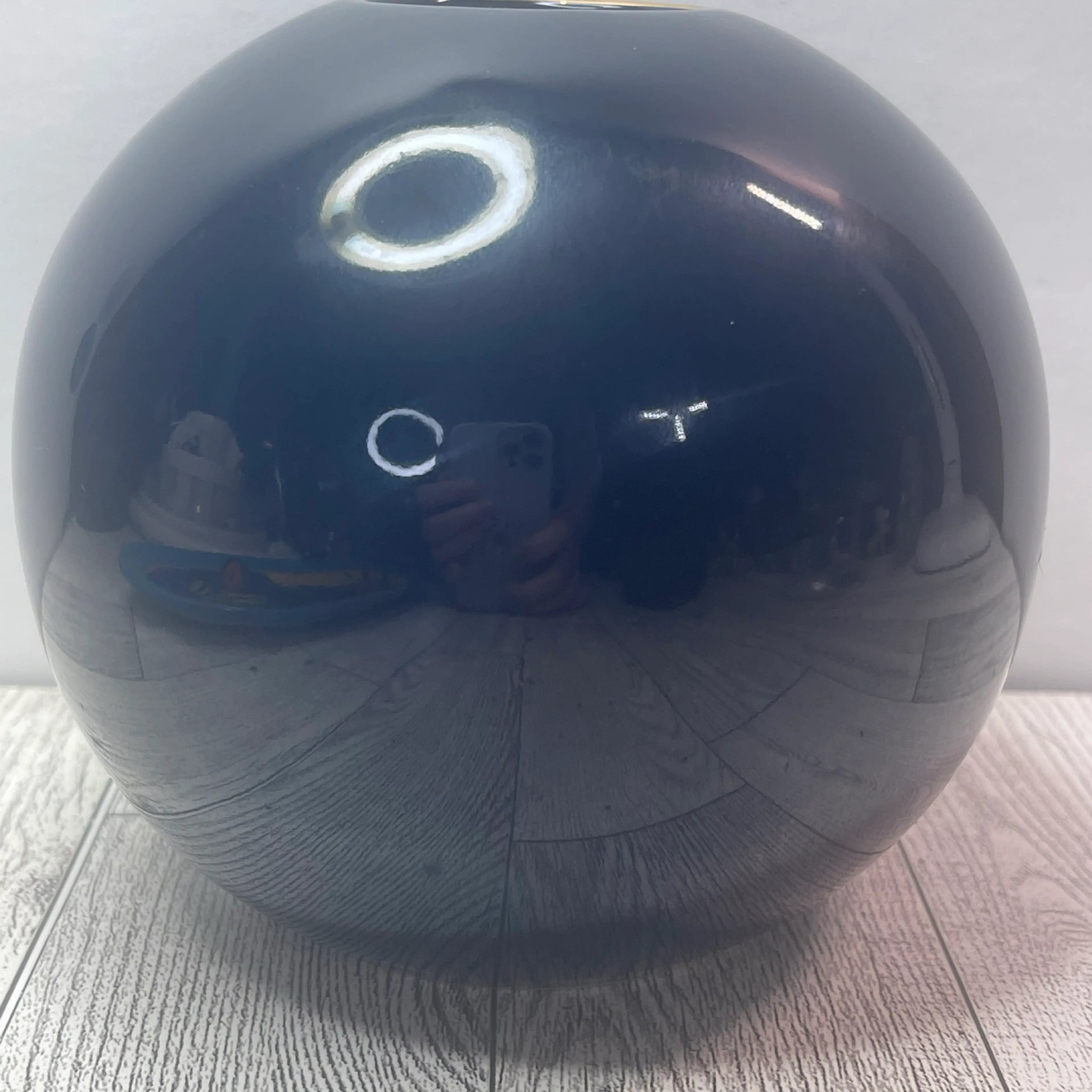 Image 2 of 4