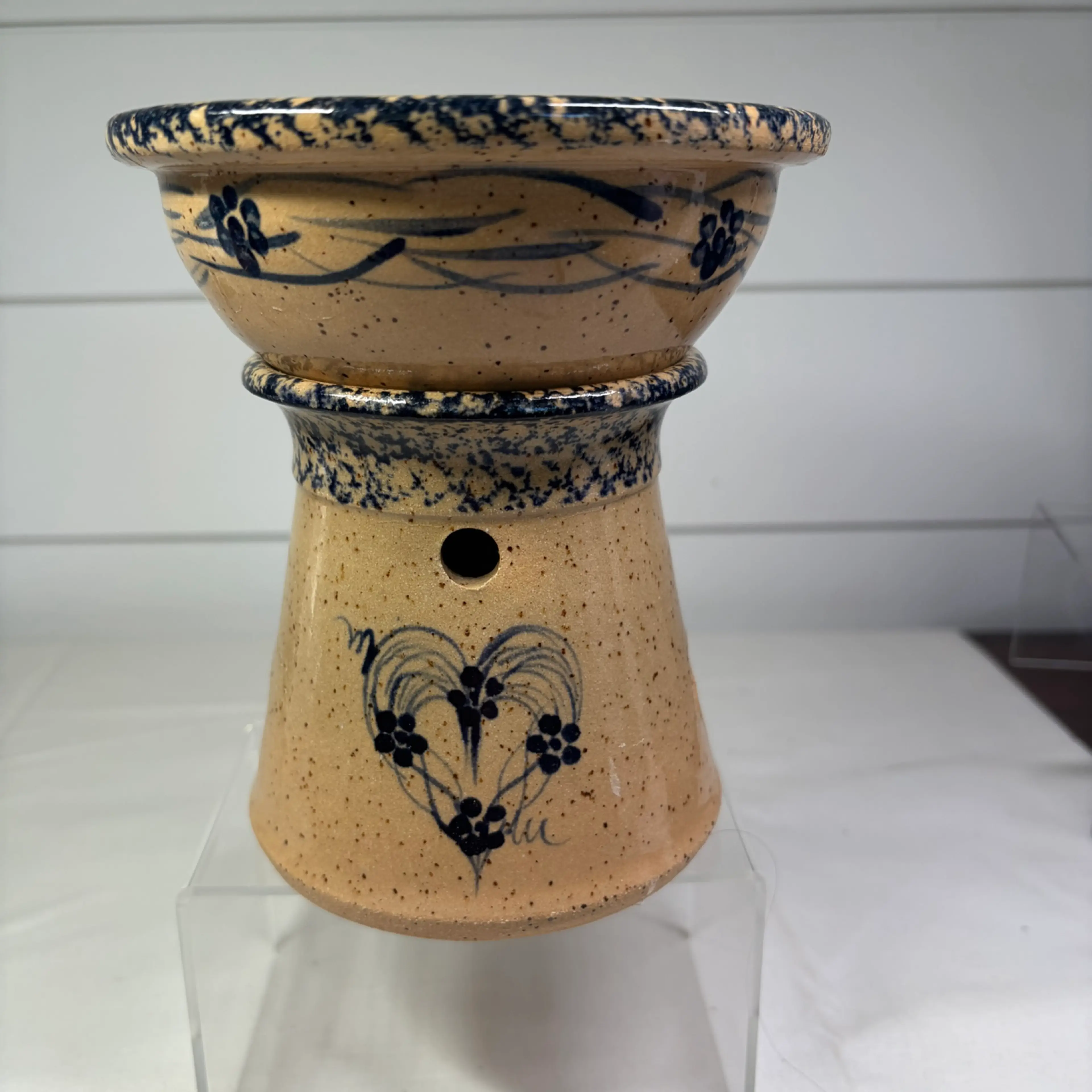 Image 1 of 7