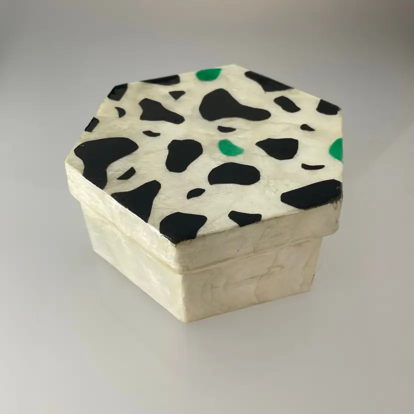 Studio Nova Hexagon Lidded Trinket Box Spotted Capiz Shell Philippines Vintage 5.25x2.25"