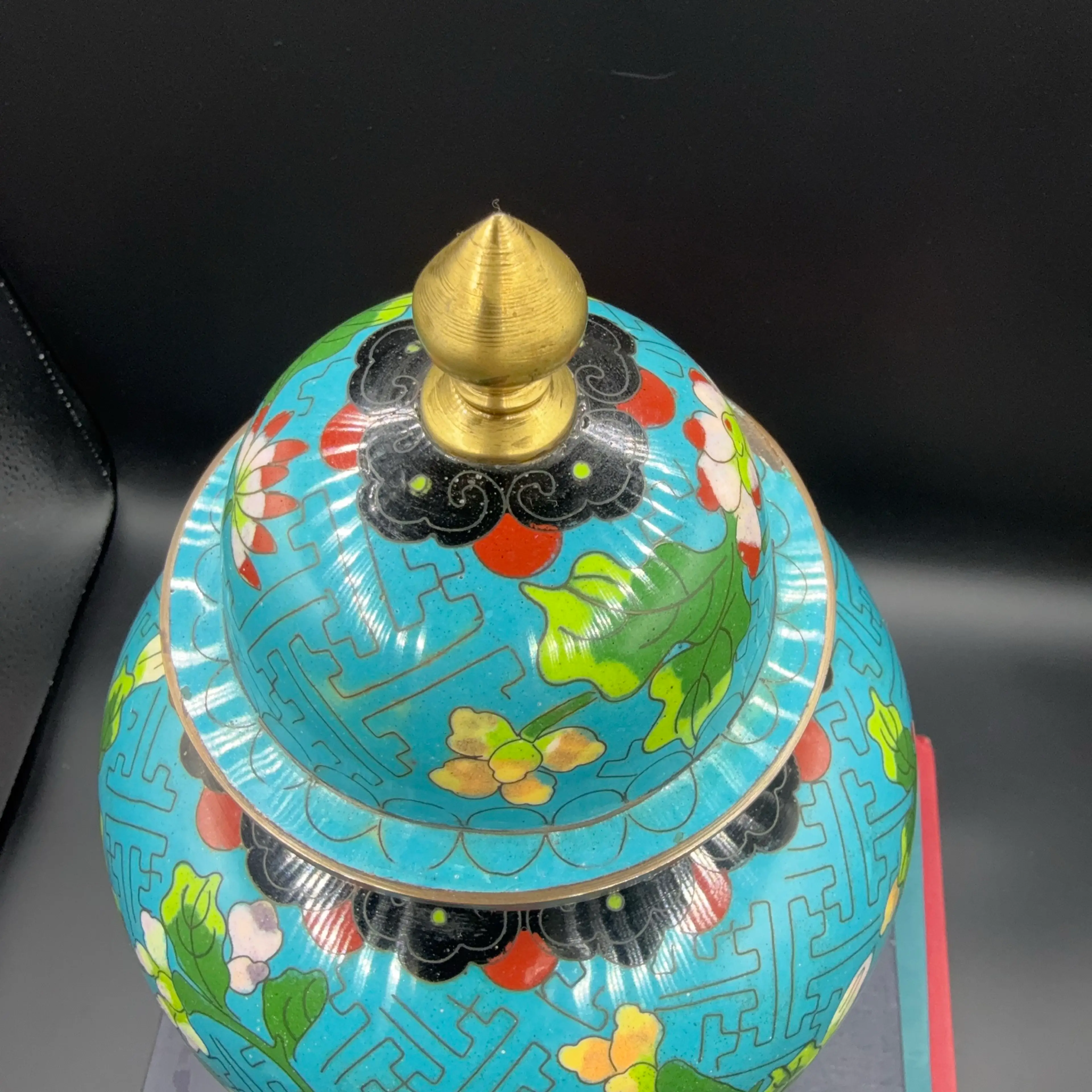 Image 2 of 9