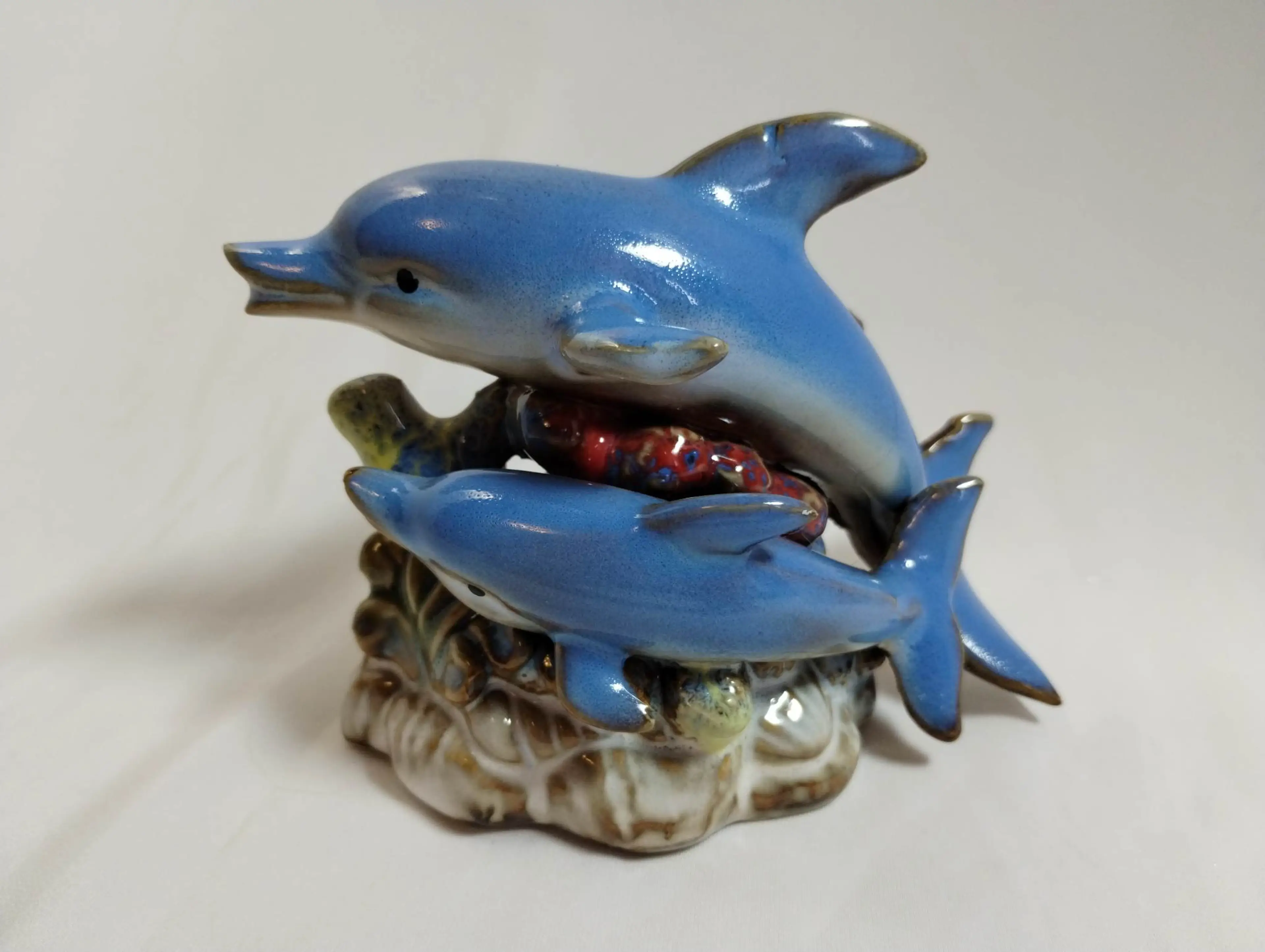 Image 2 of 8
