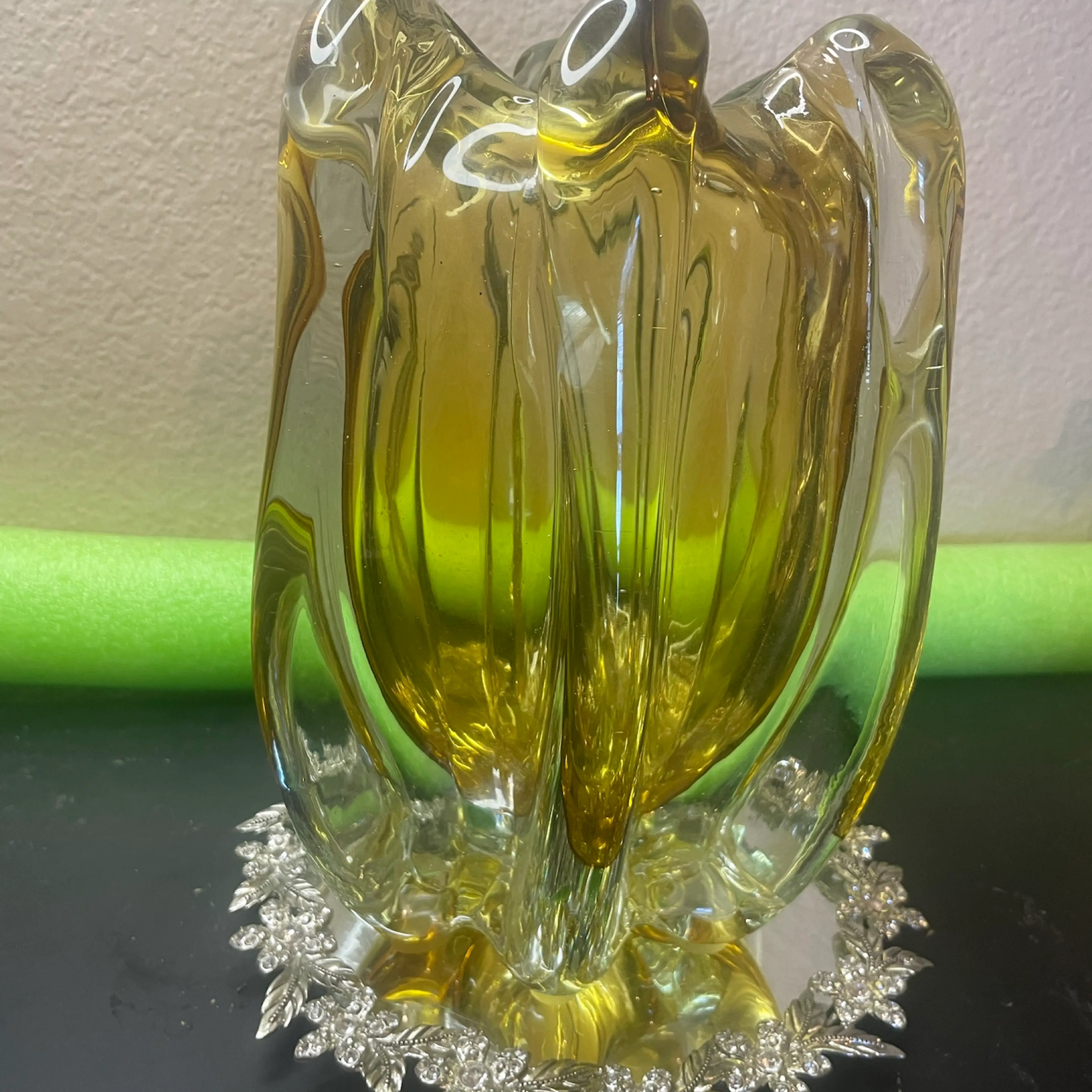 Image 3 of 6