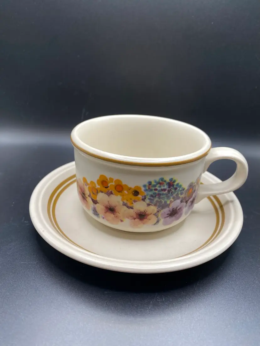 Set of 4 Vintage Johnson Brothers "Gossamer" Teacup & Saucer Sets - Pristine / Unused