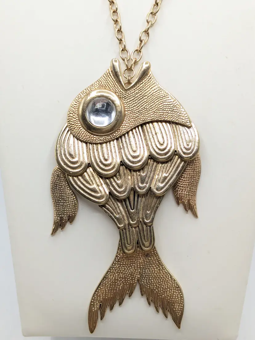Gold Tone Articulated LARGE Fish Pendant Necklace NWOT