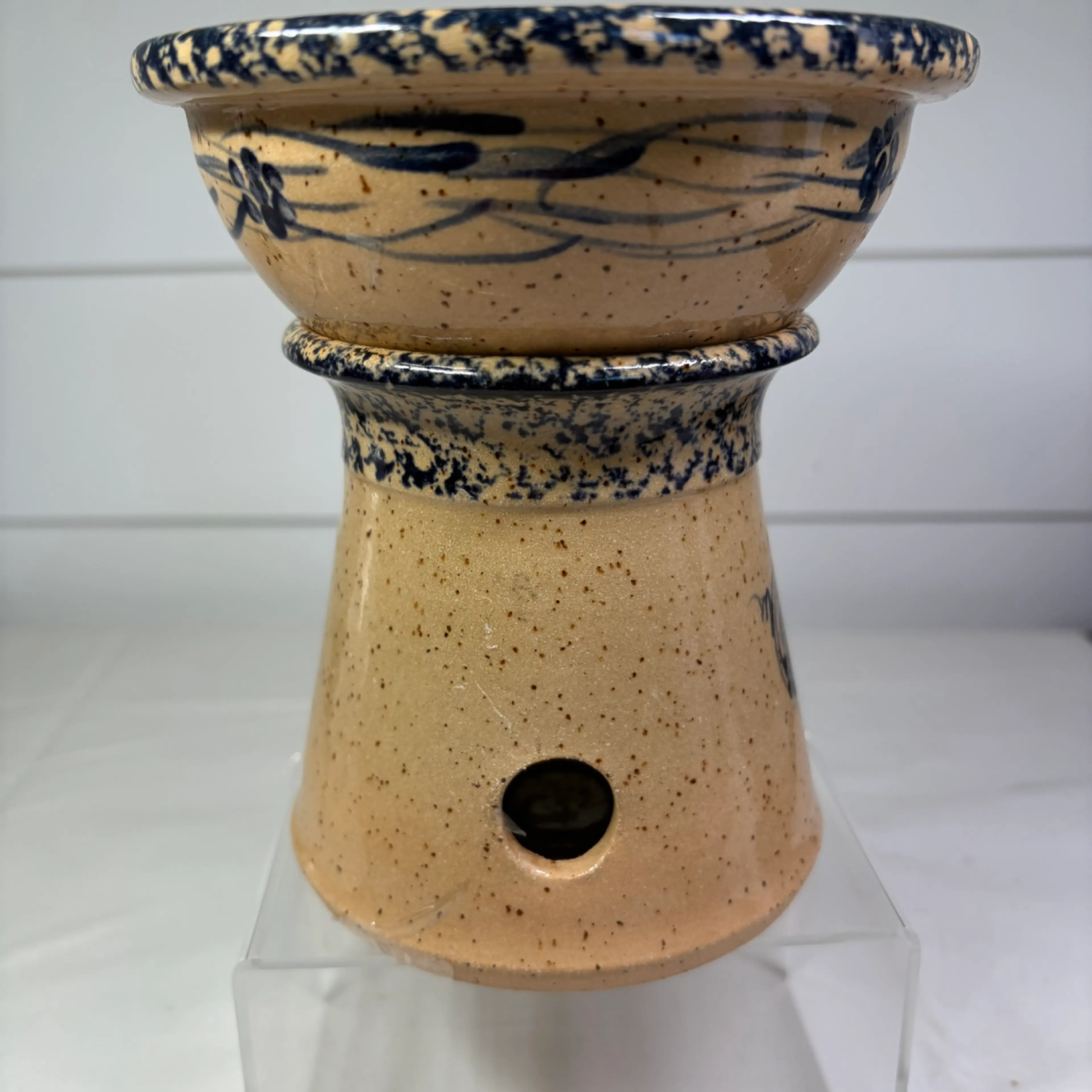 Image 2 of 7
