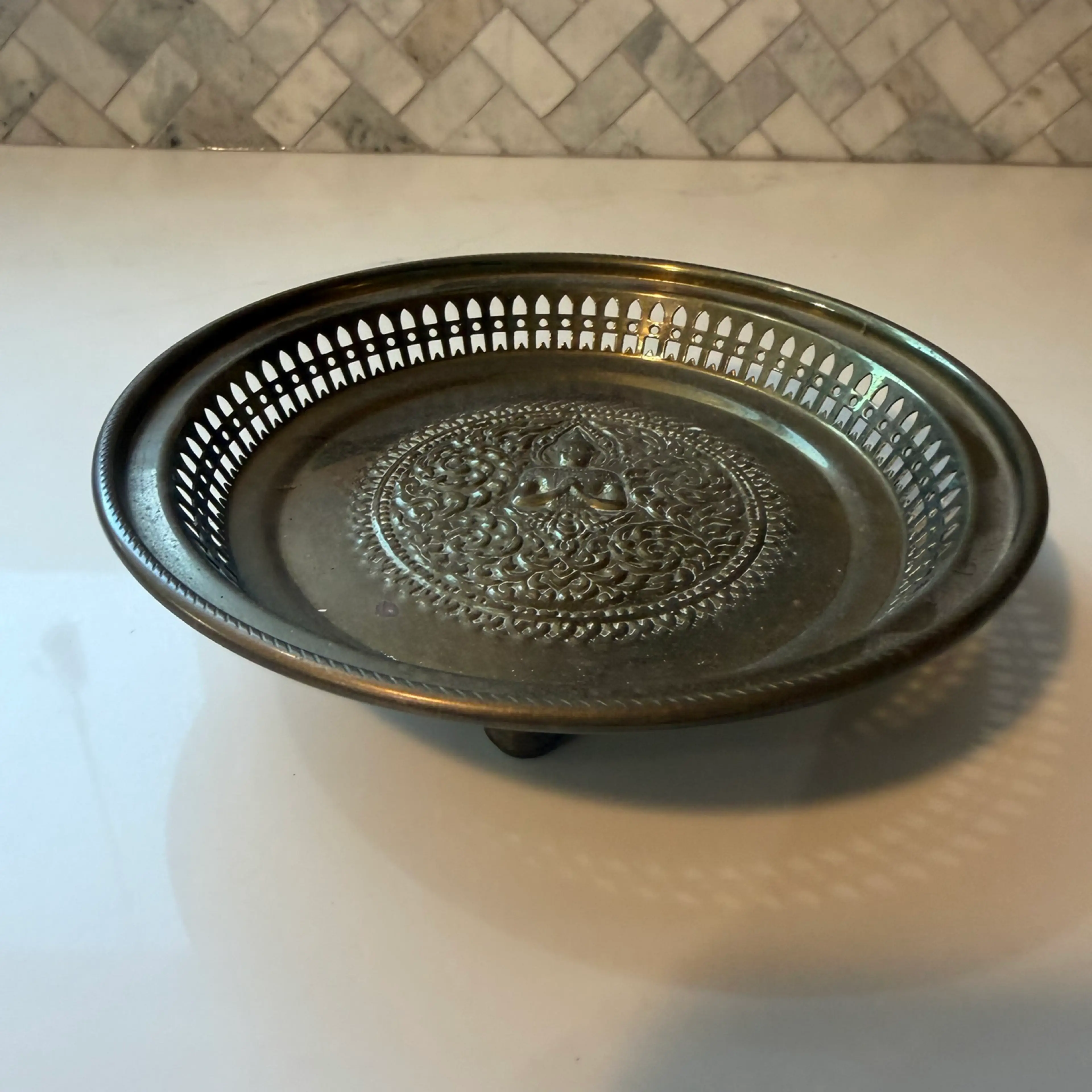 Image 2 of 4