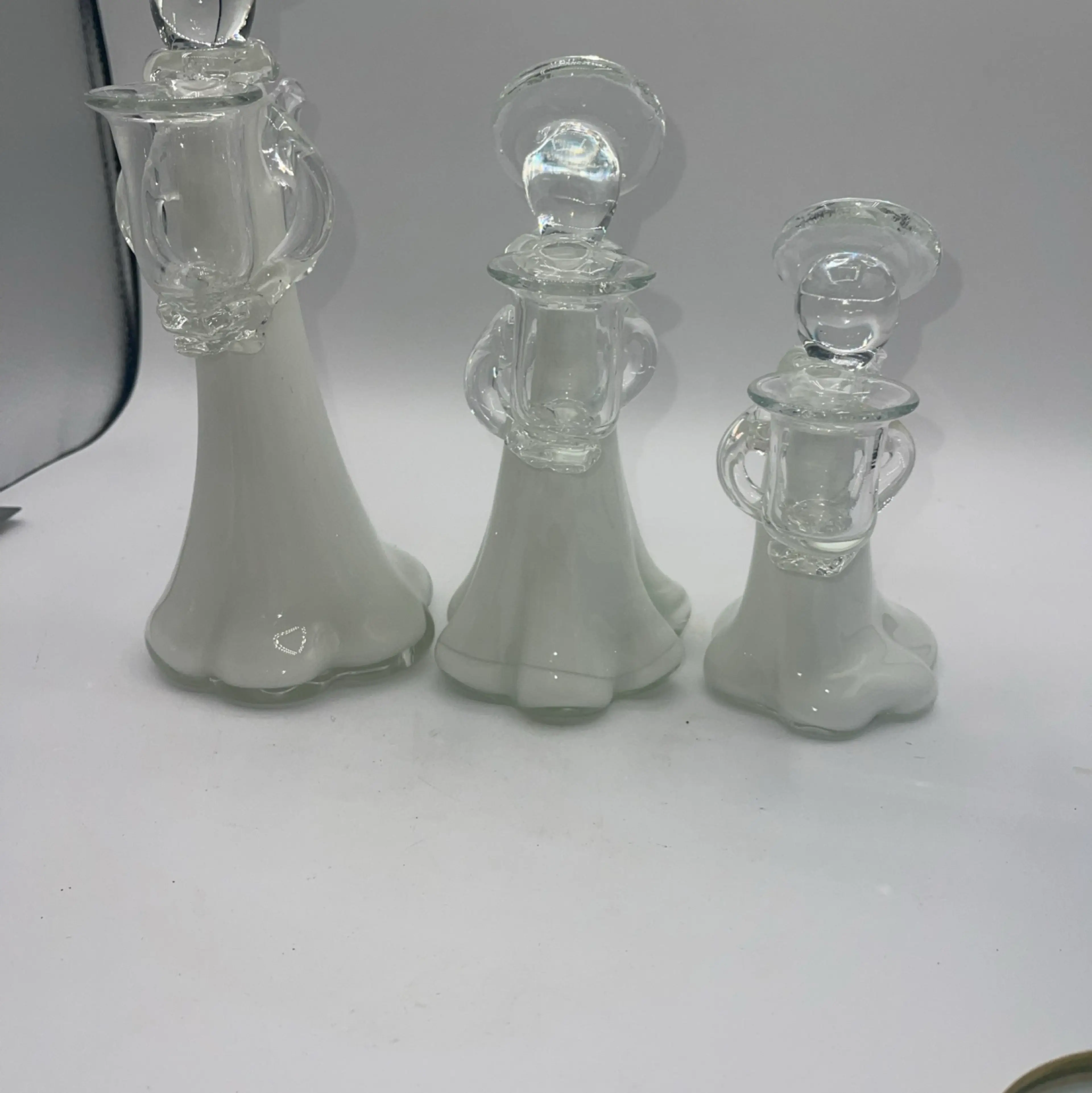 Image 4 of 12