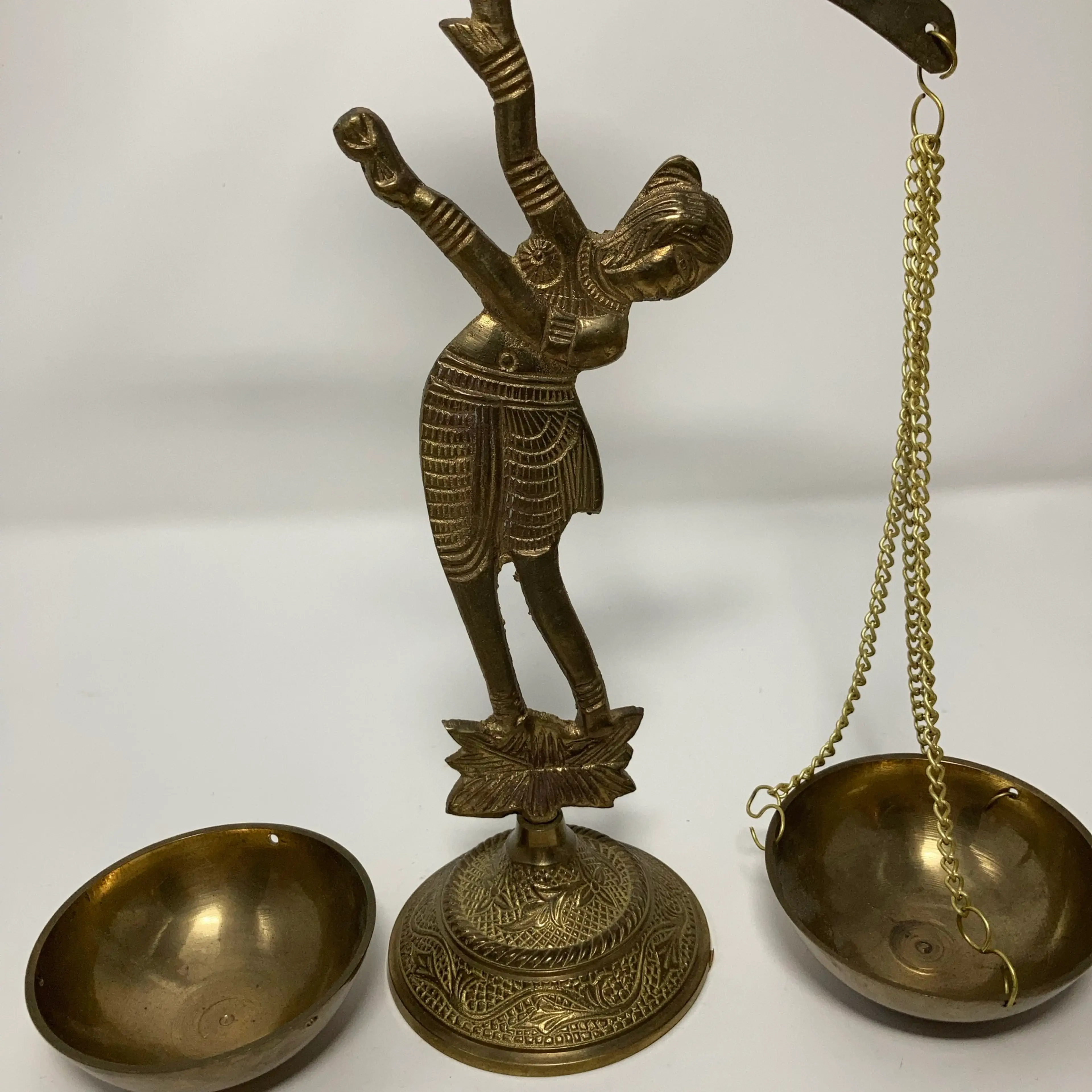 Image 2 of 14