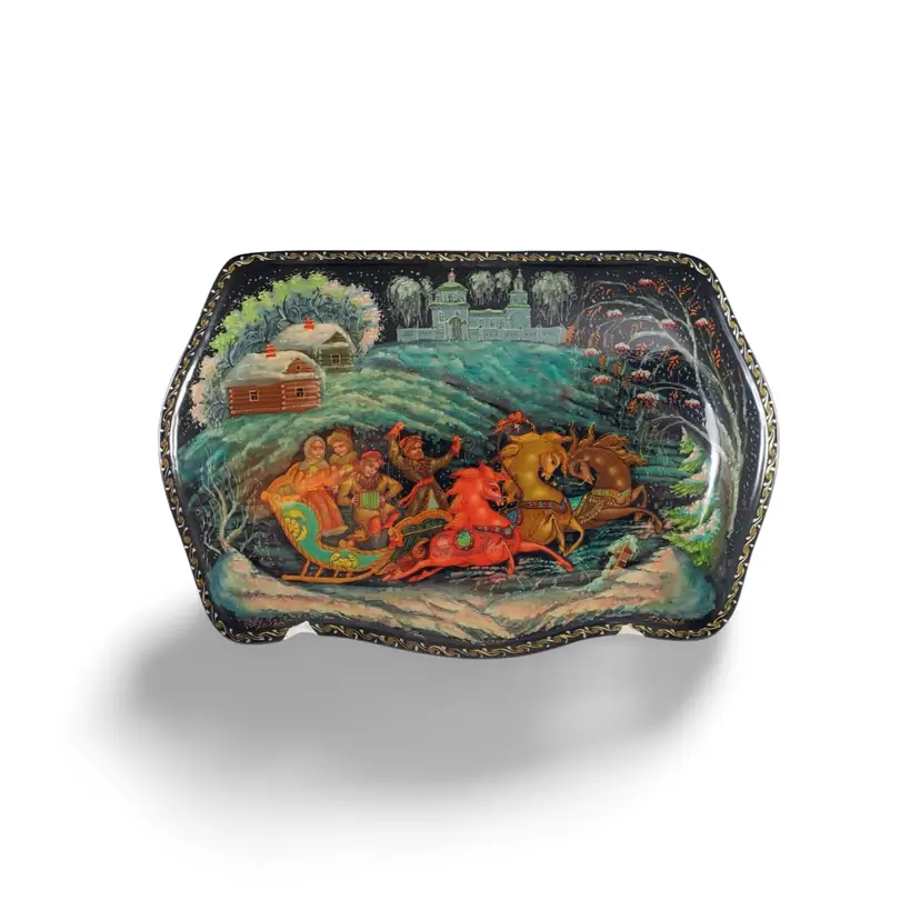 Vintage Kholui  USSR Lacquer Box - Hand Painted Artist Signed Horse Sleigh Troika - Petrov