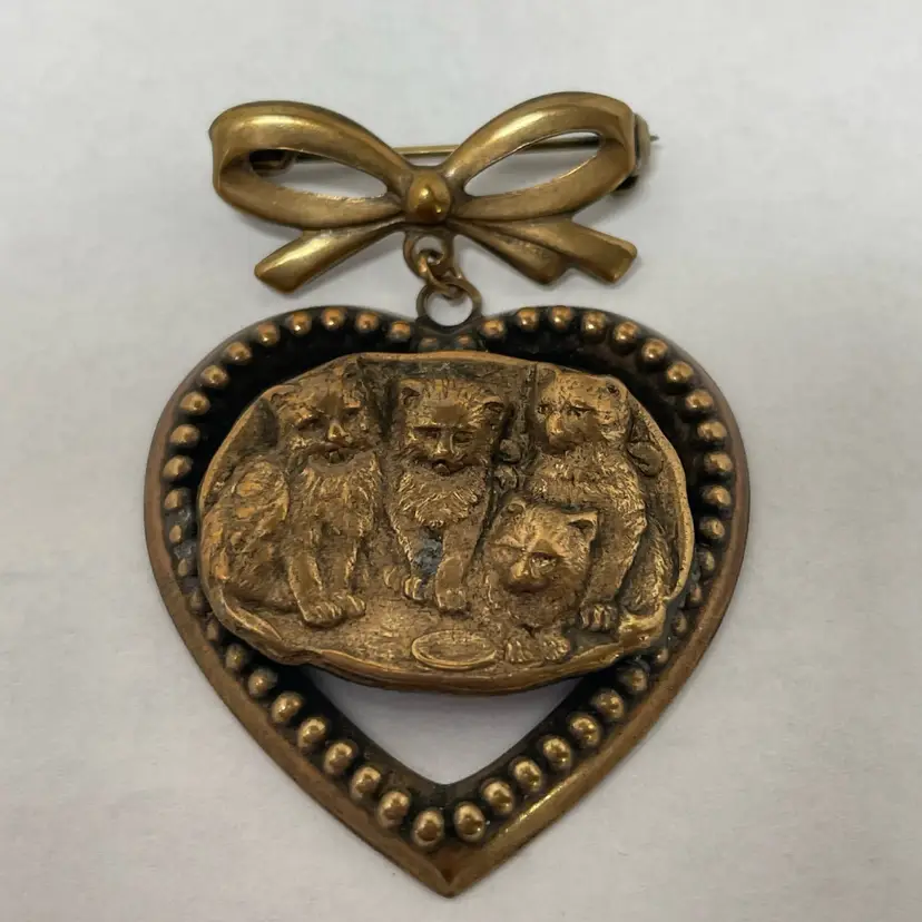 #13 - Circa 1930 Brass Kitty Cat Brooch