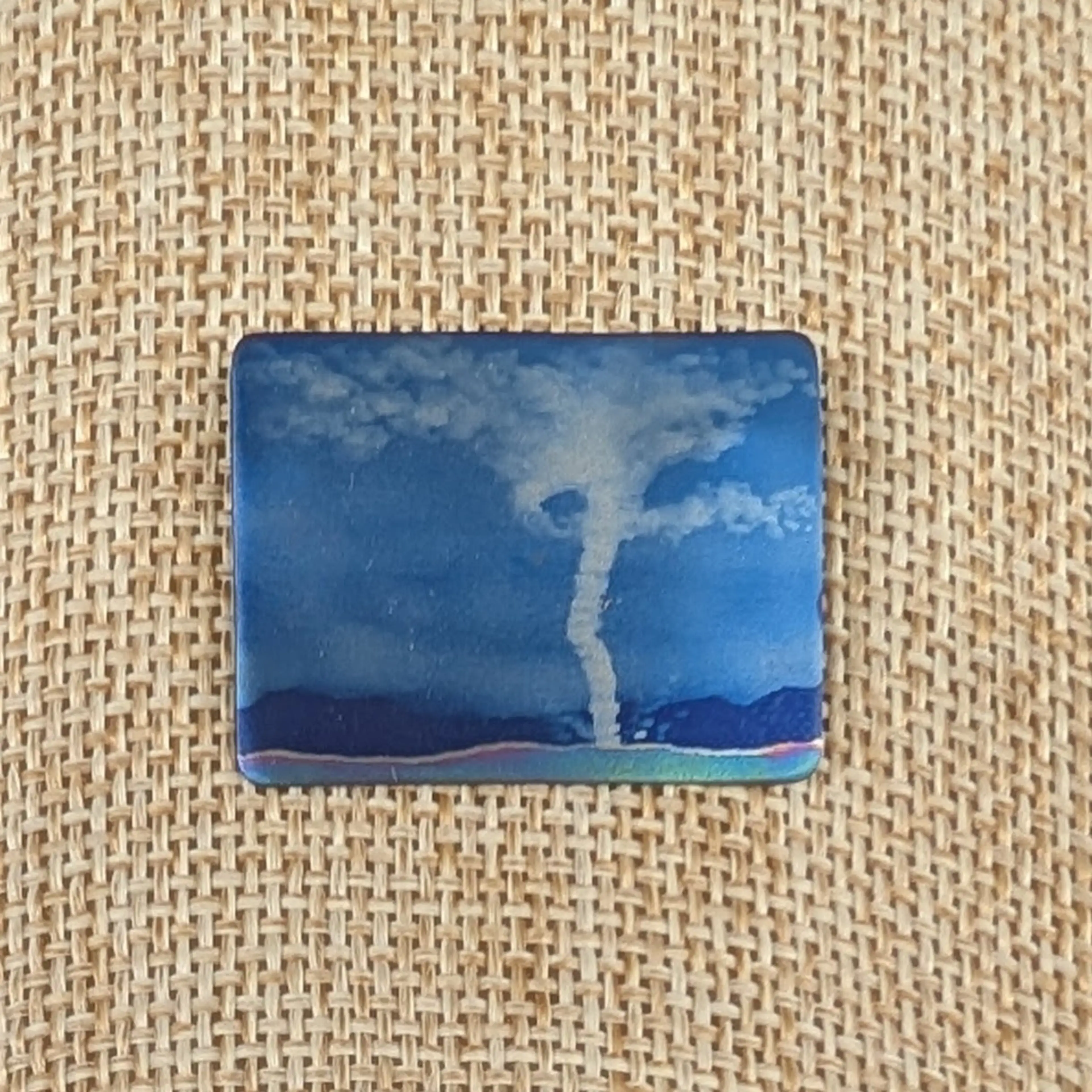 Image 2 of 7