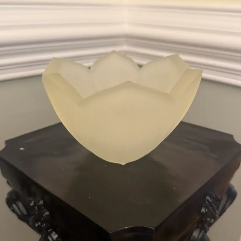 Lenox Lotus Bowl – Made in Italy