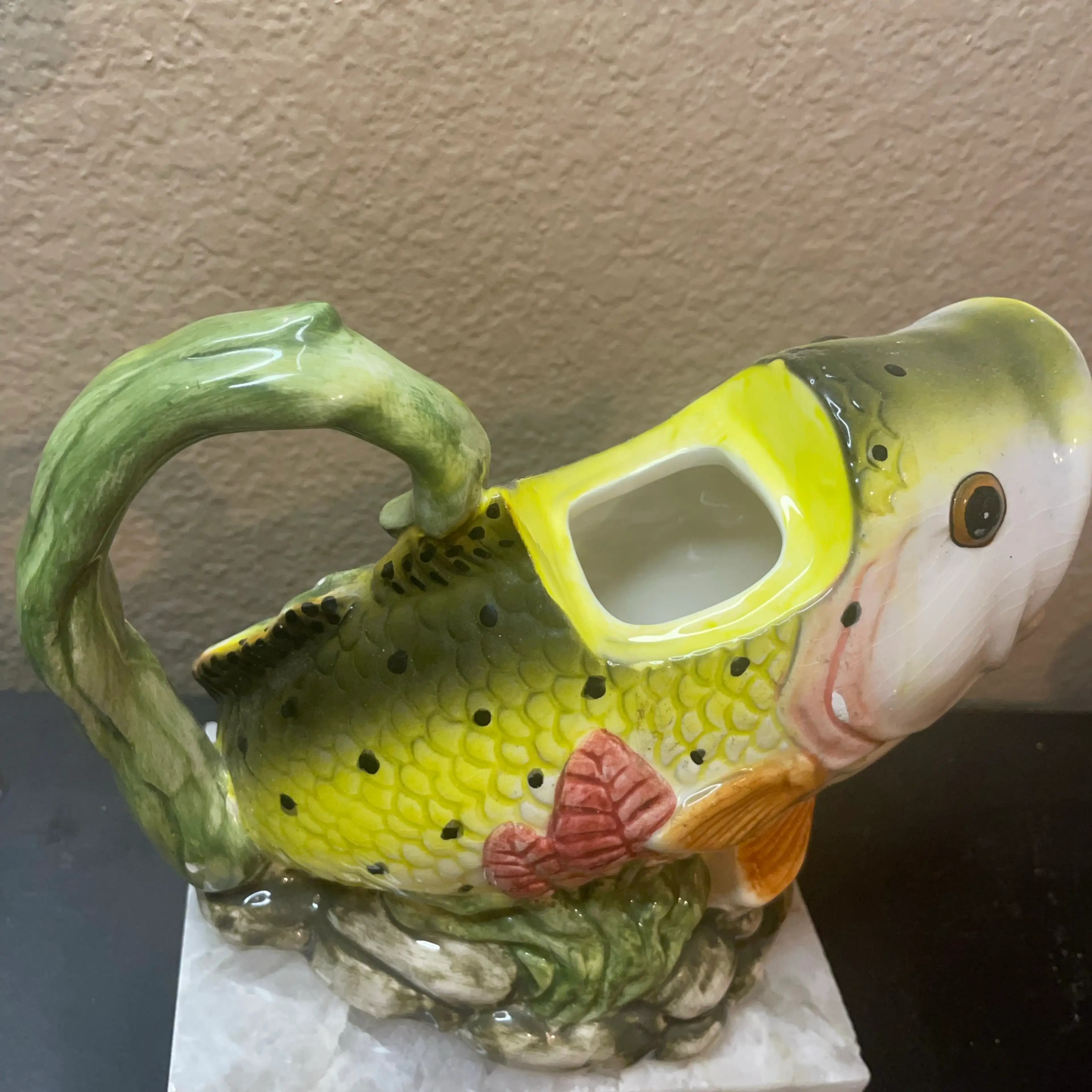 Image 4 of 9