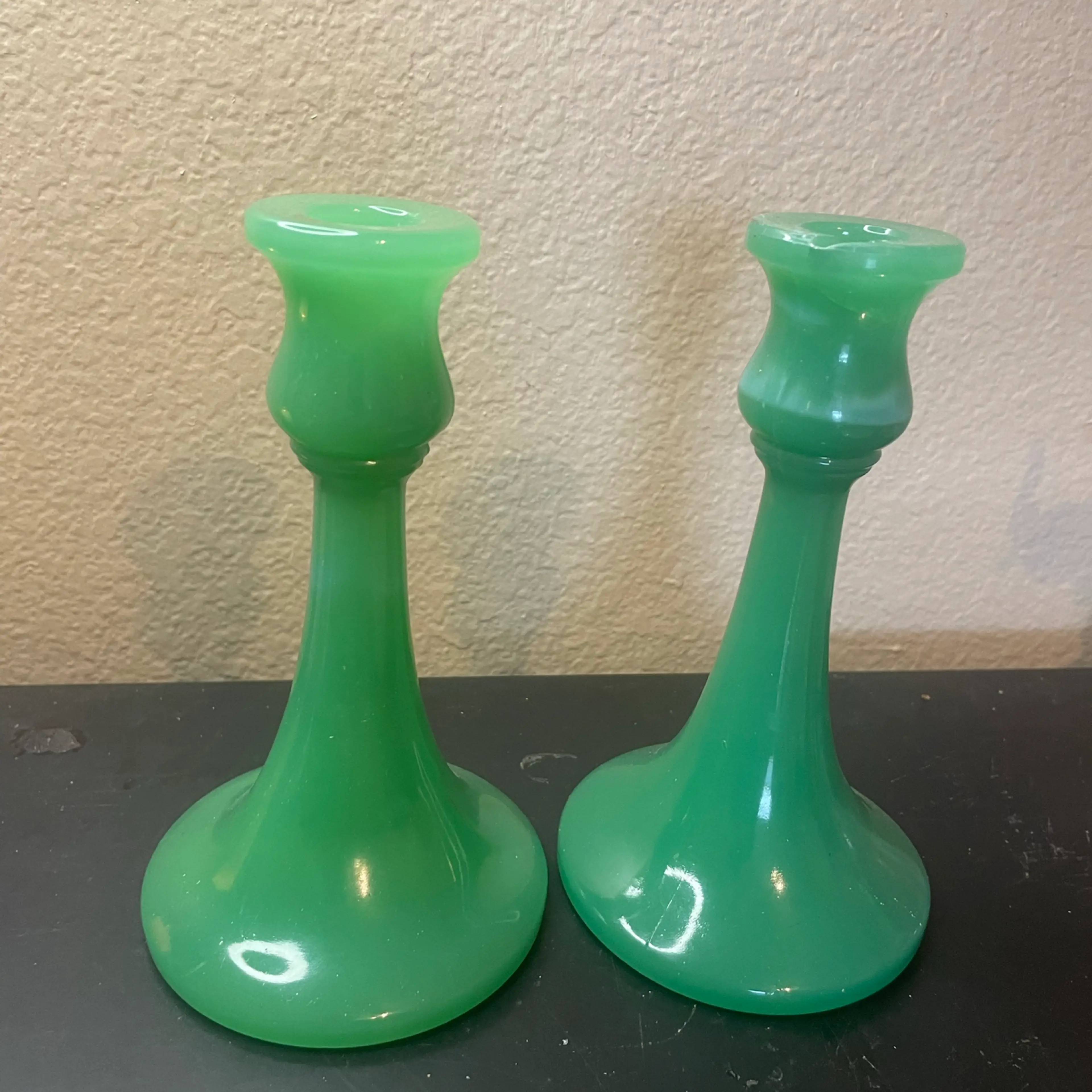 Image 2 of 6