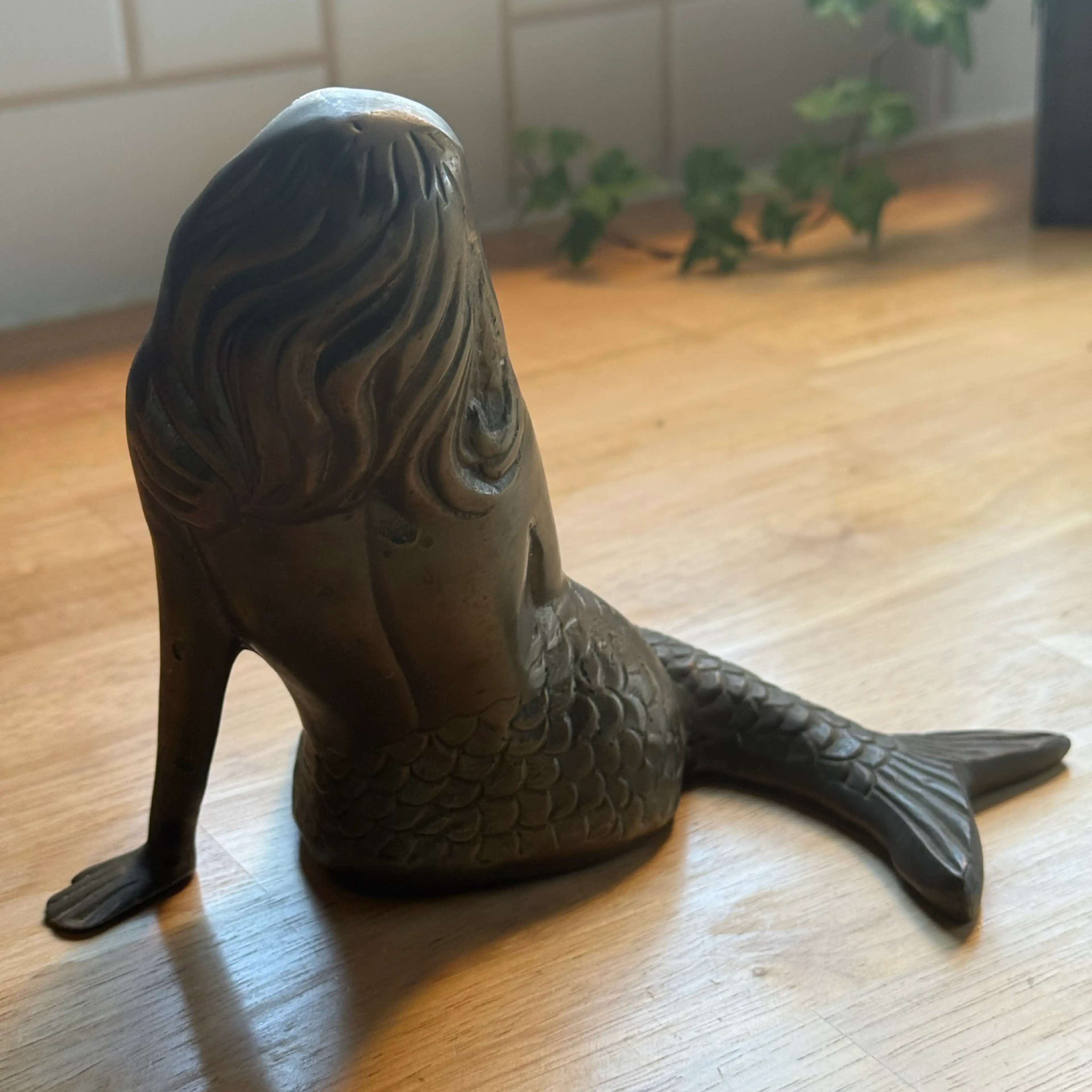 Image 4 of 6