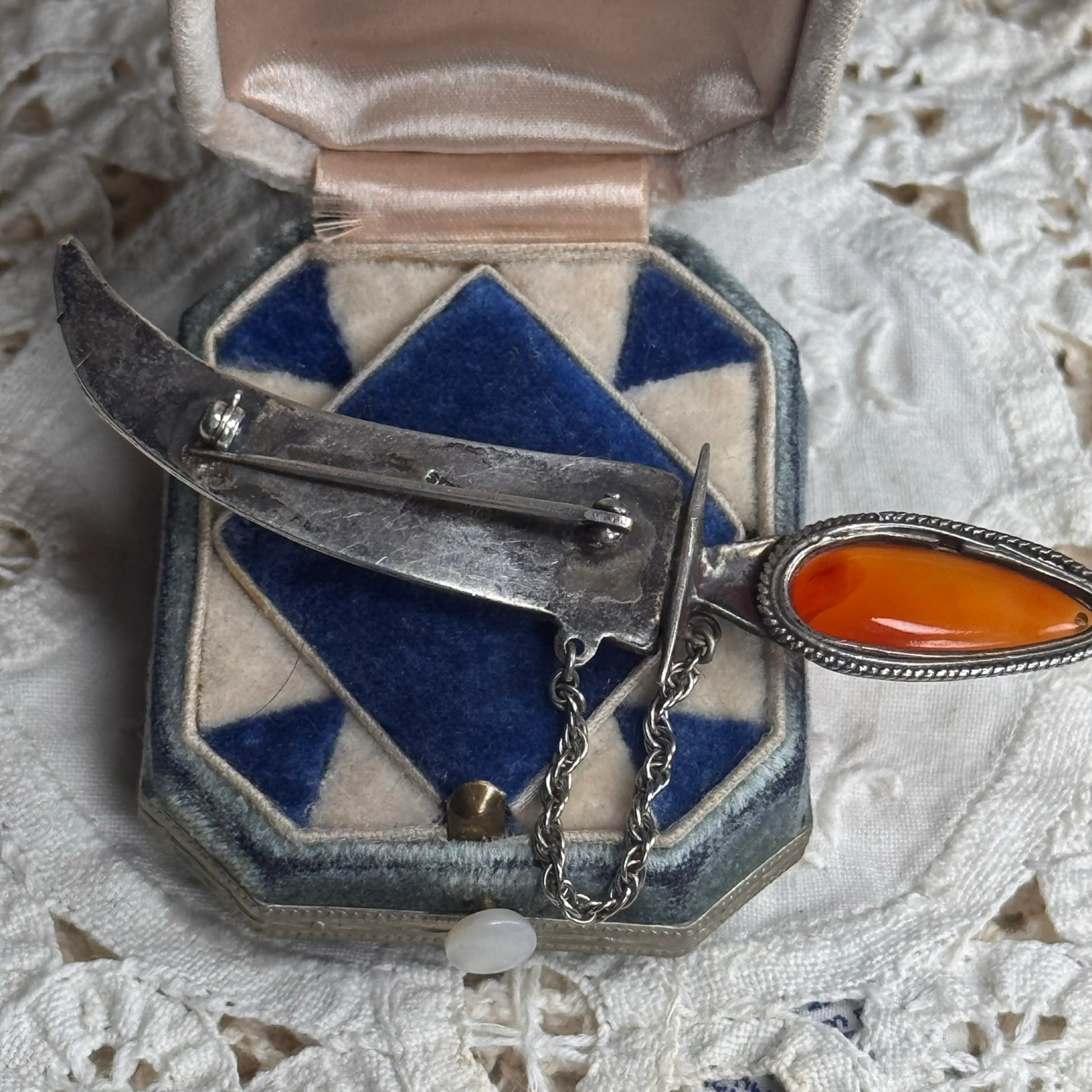 Image 3 of 3