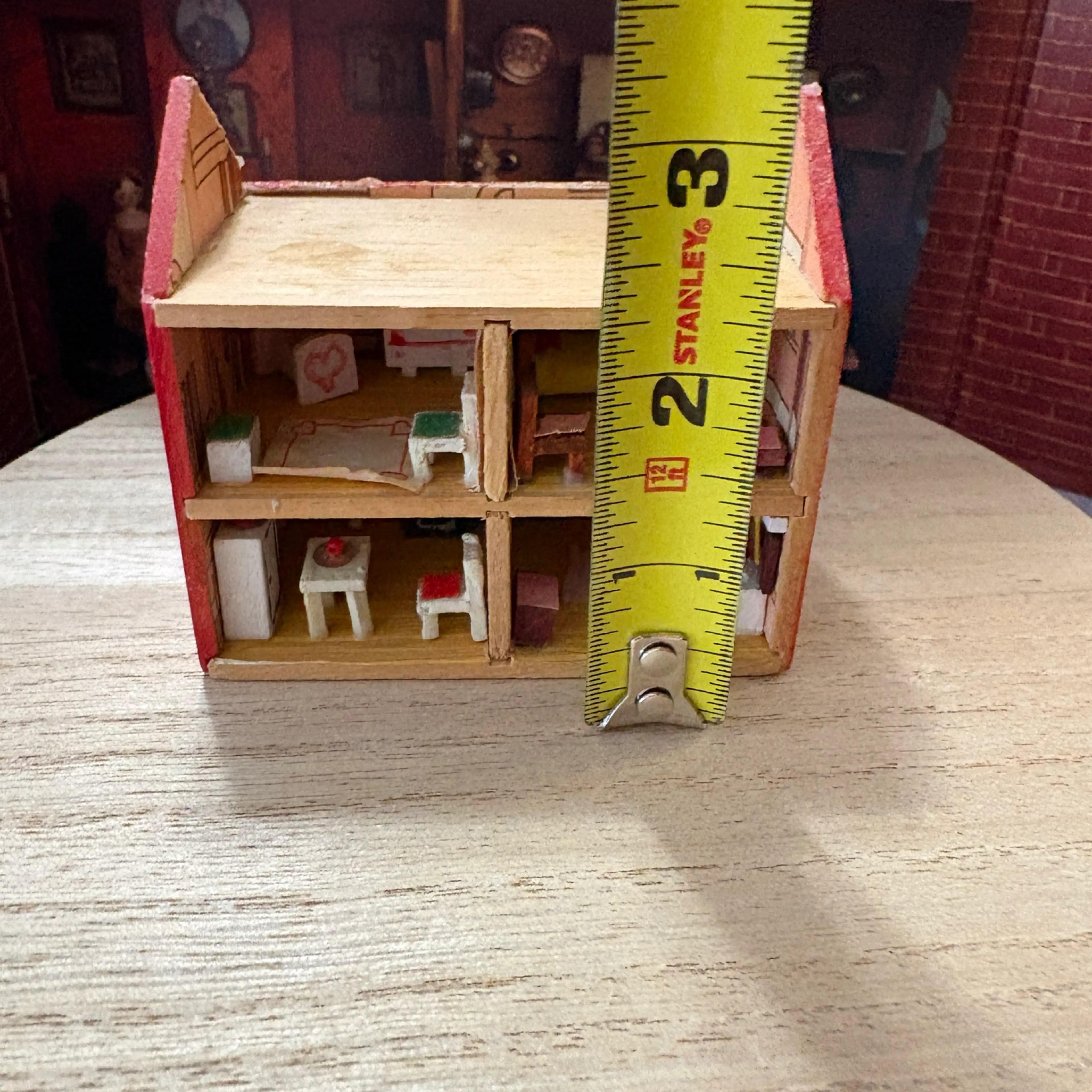 Image 4 of 6