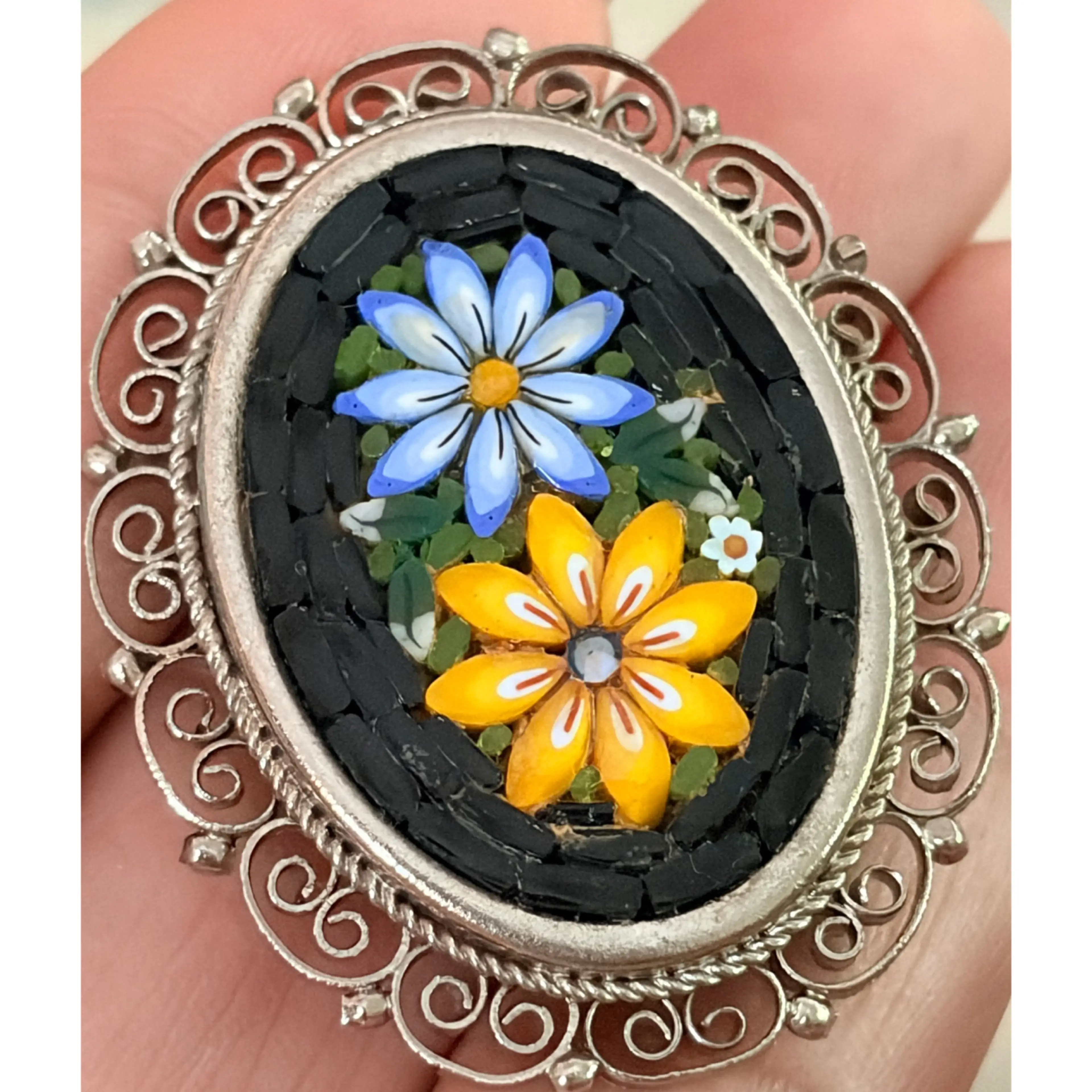 Image 2 of 4