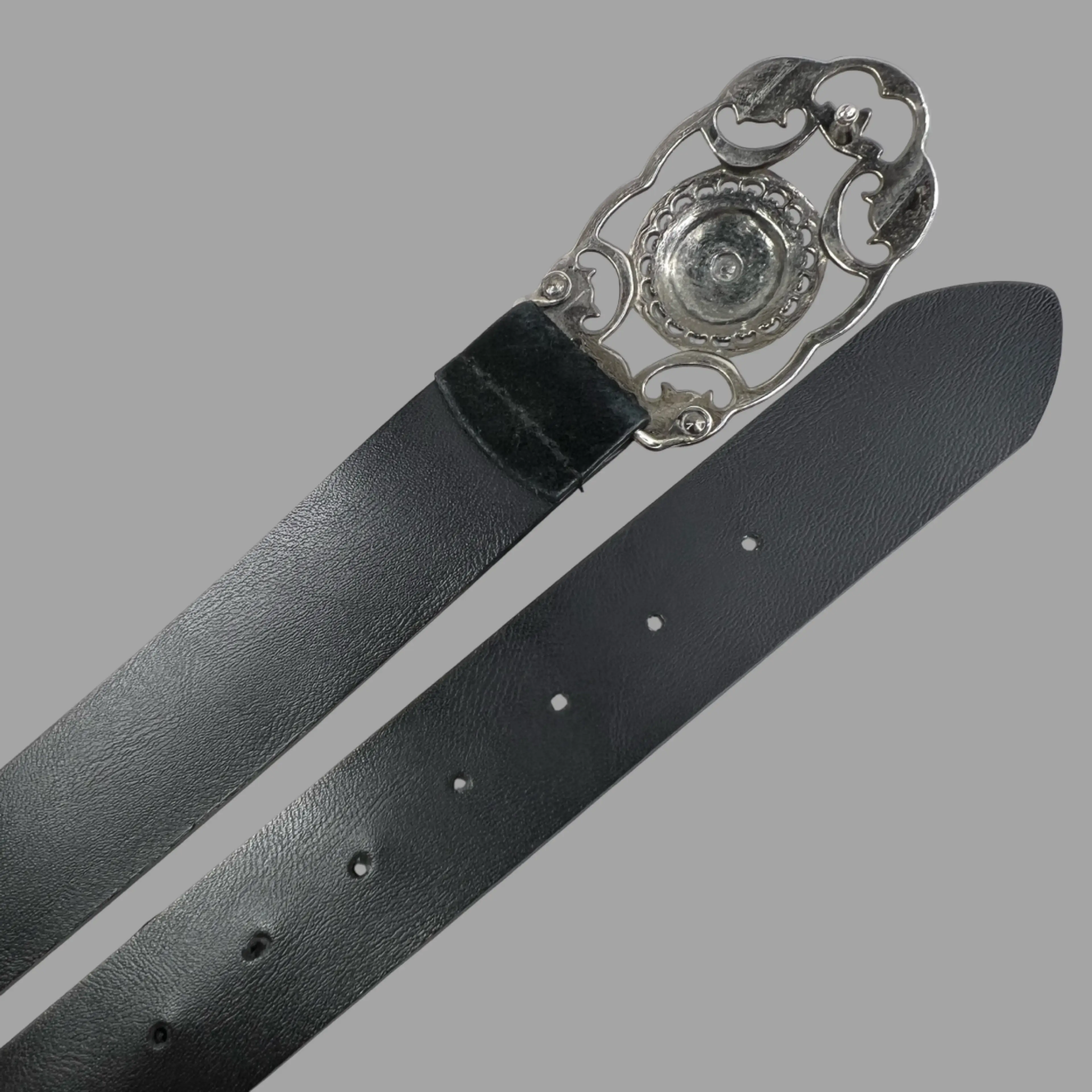 Image 4 of 9