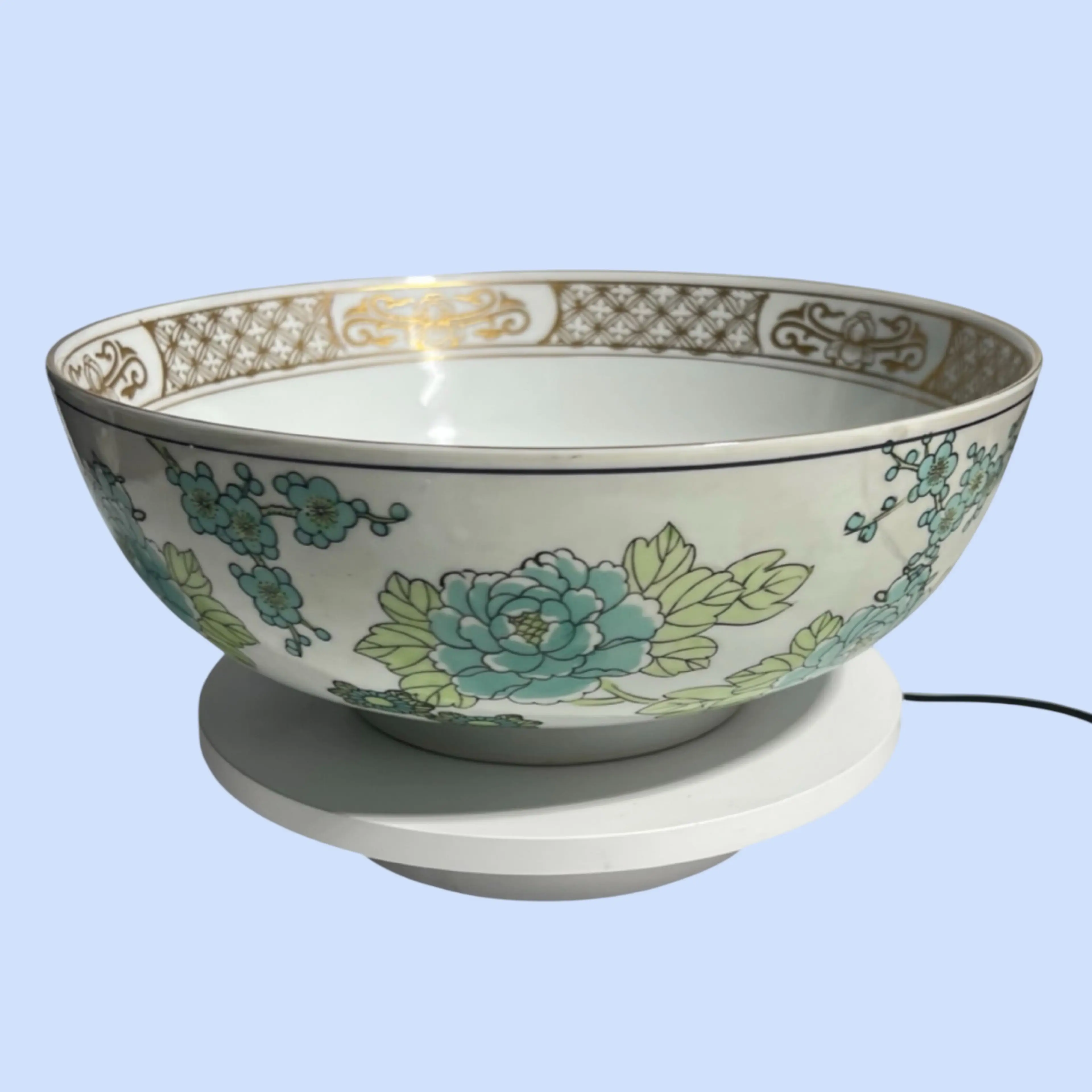 Image 4 of 14