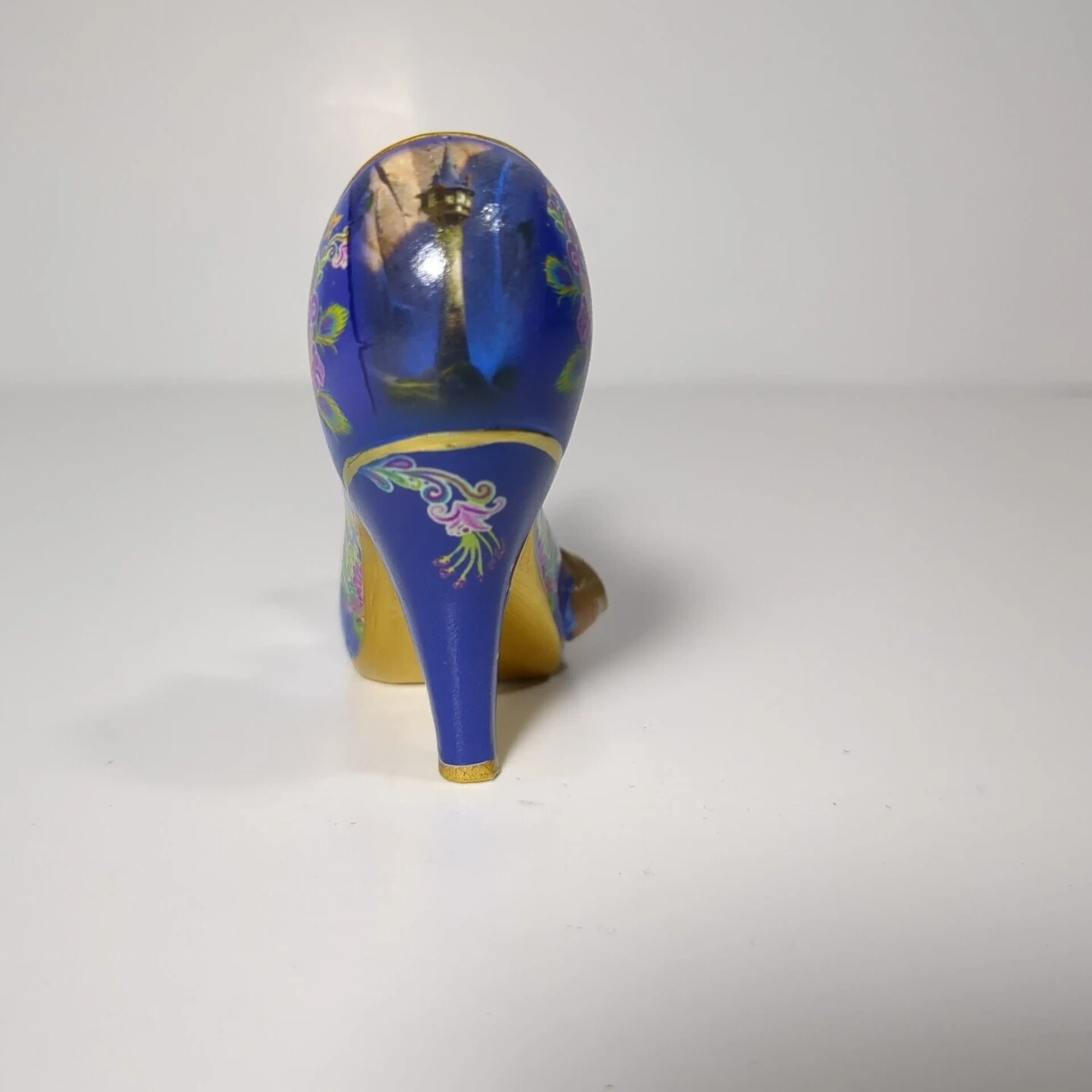 Image 4 of 4