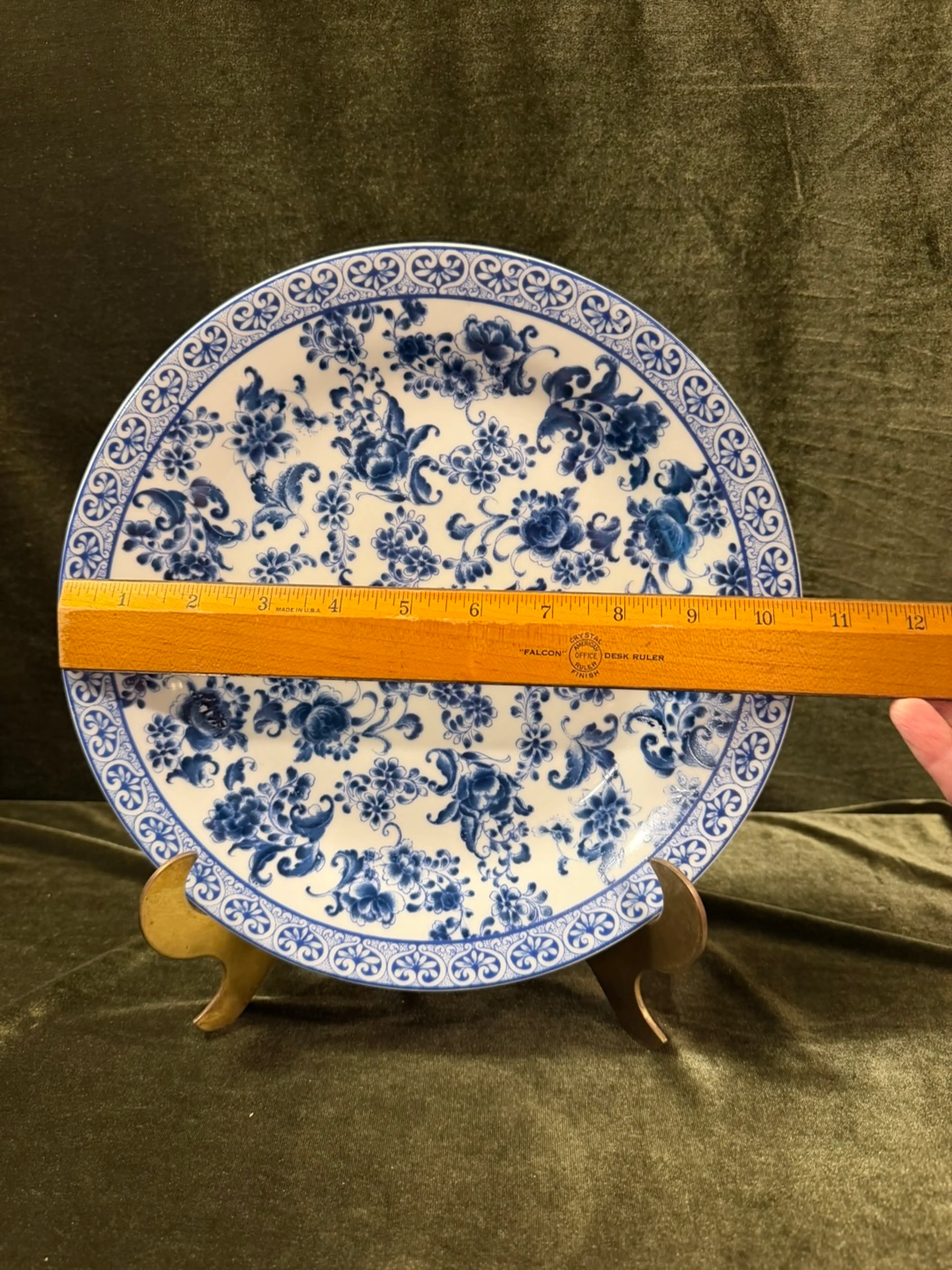 Image 3 of 4