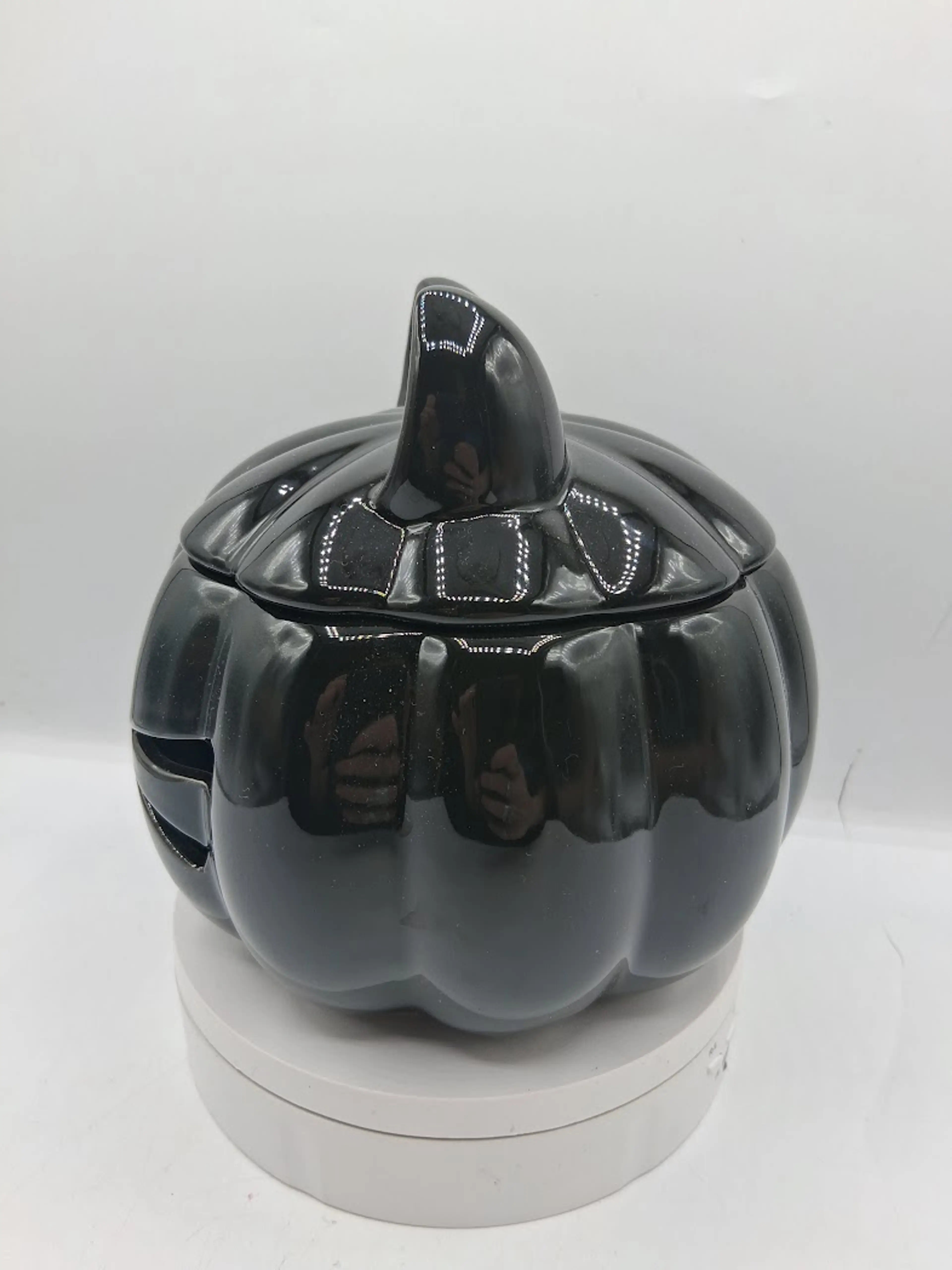 Image 4 of 7