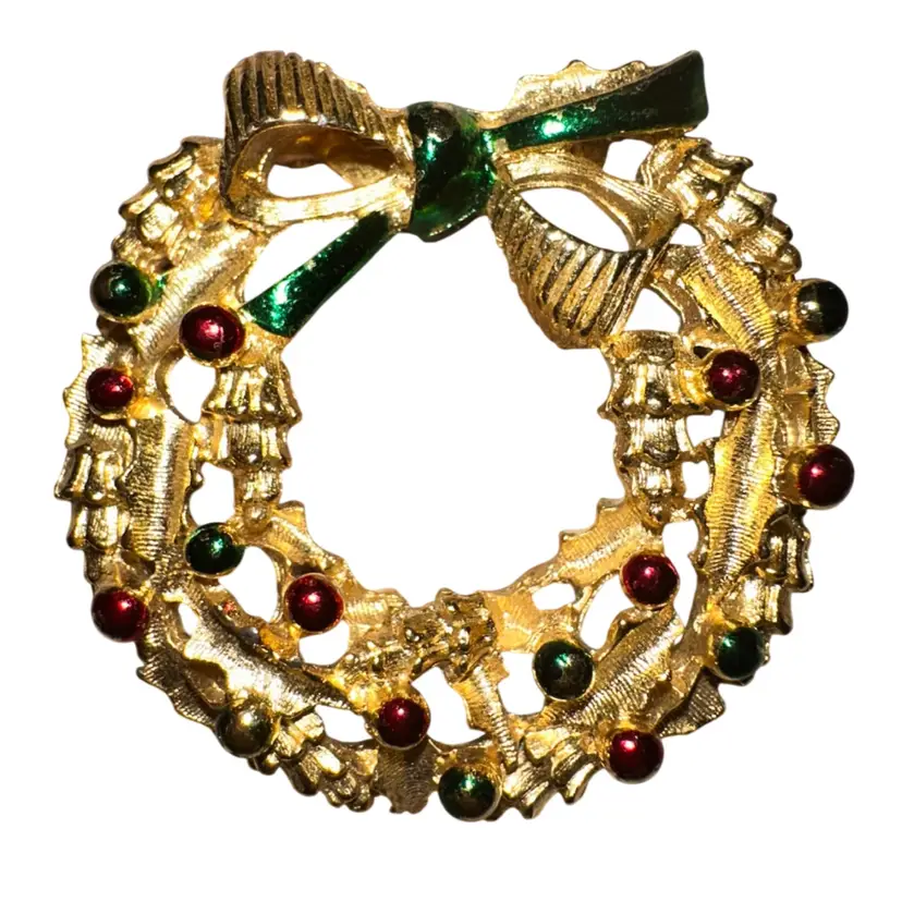 Gold Tone Enamel Wreath Brooch Pin