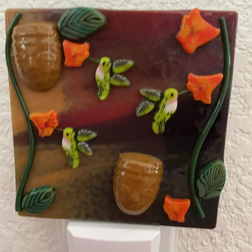 Made by Me! Fused Glass Nightlight Tiki & Hummingbird Design 4” x 4” Studio Art Handmade READ