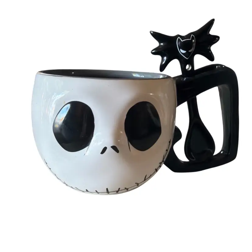 Disney Nightmare Before Christmas Mug Black/White With Spoon. Excellent Condition.