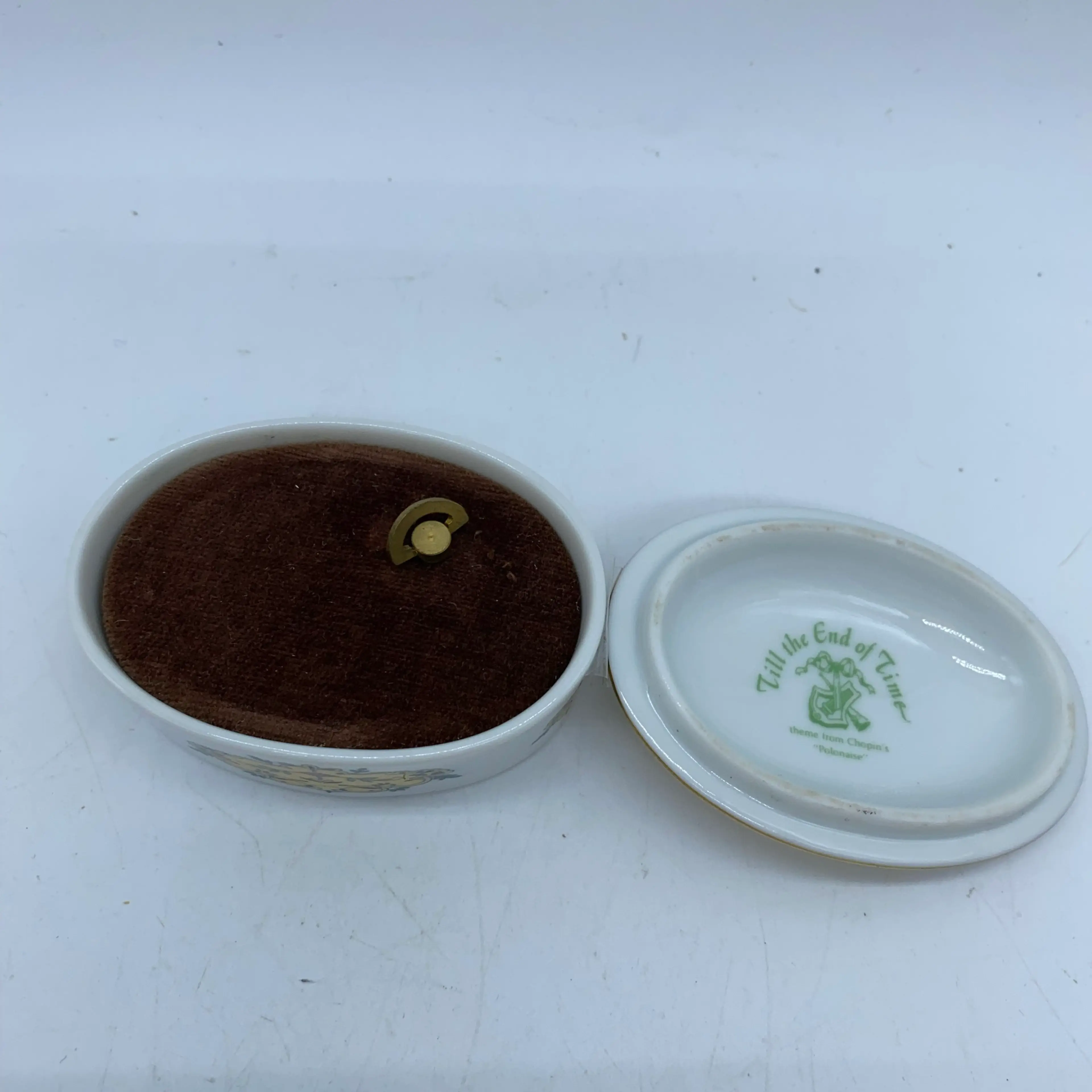 Image 5 of 5