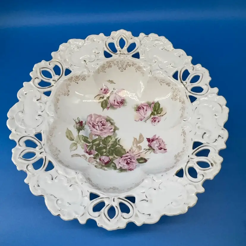 #01 - Early 1900s Reticulated Porcelain Bowl Pink Roses Open Lattice