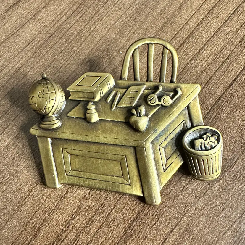 JJ Brooch Teacher Desk Brass-Tone