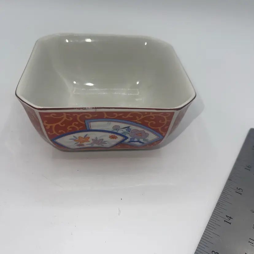 25-Asian Themed Square Bowl 4 Inches