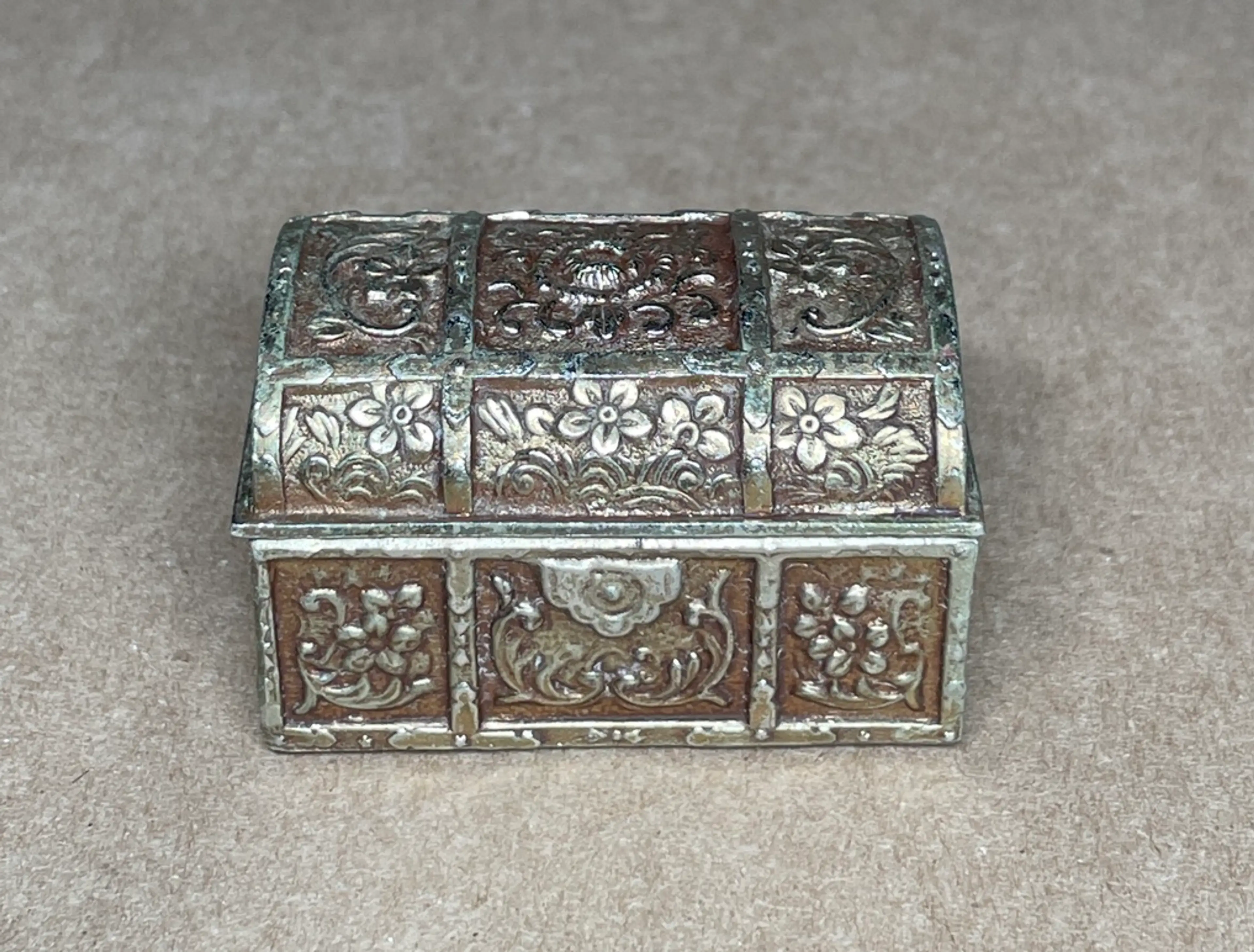 Image 4 of 9