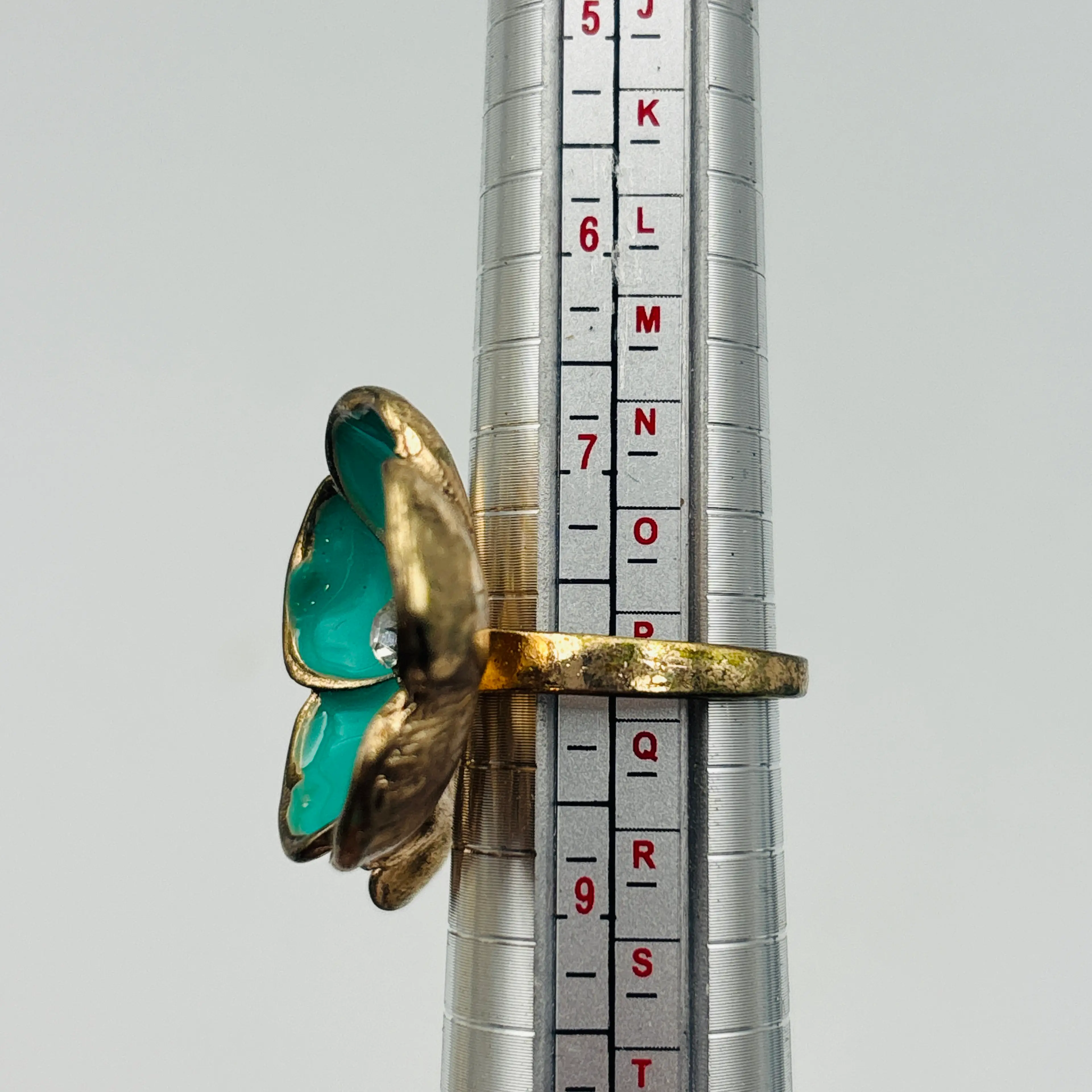 Image 4 of 6