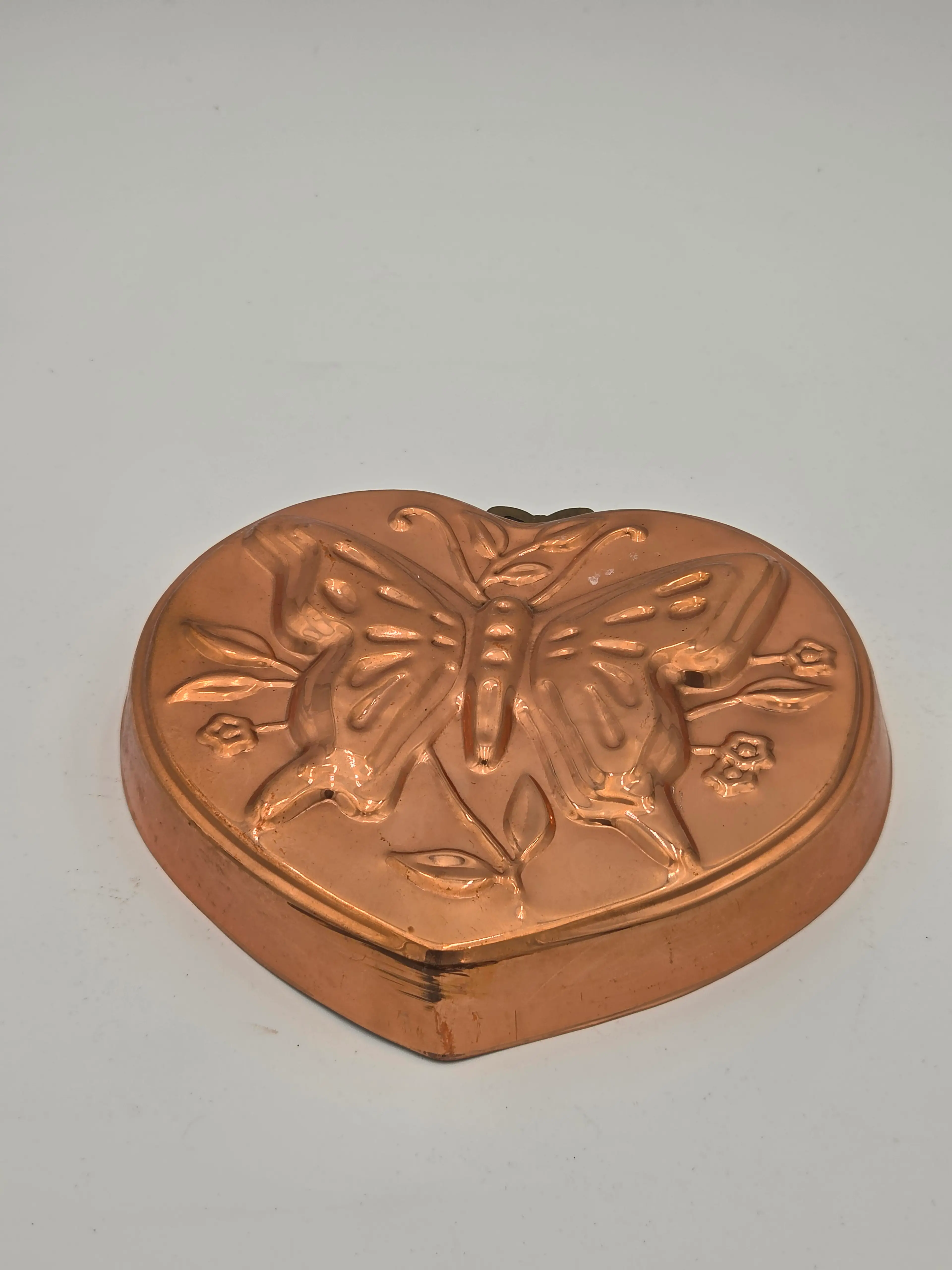Image 2 of 12