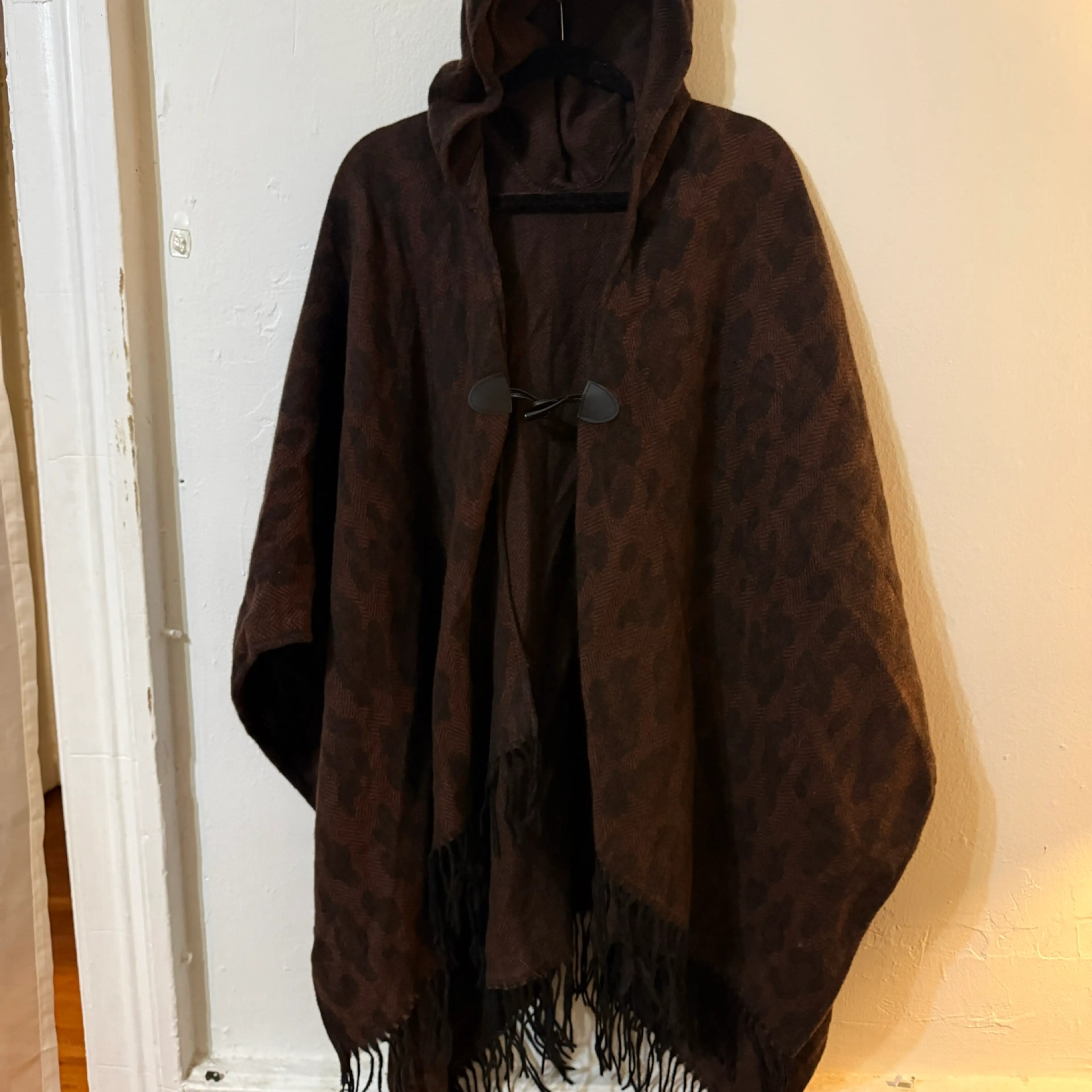 Image 2 of 5