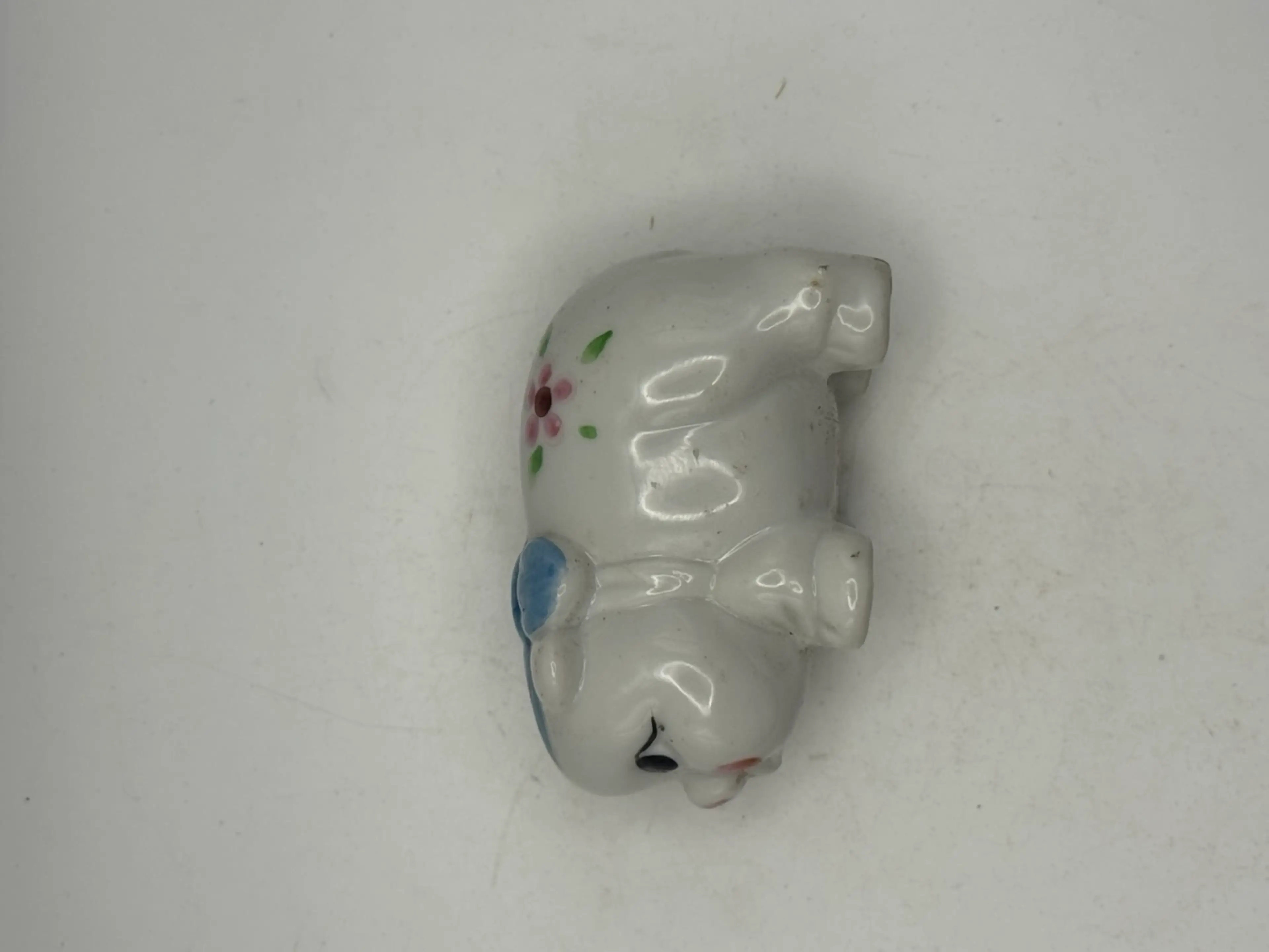 Image 2 of 8