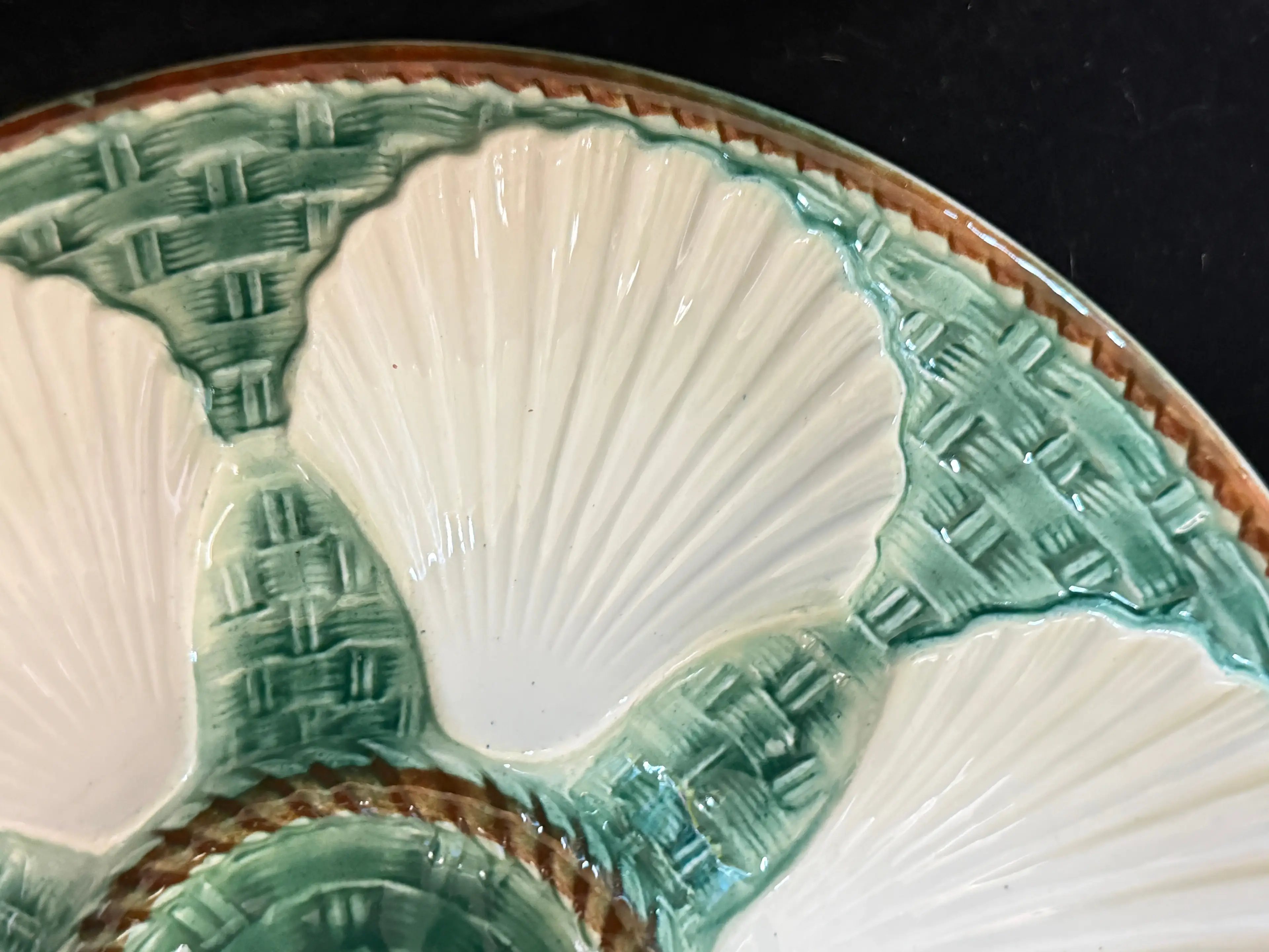 Image 2 of 8
