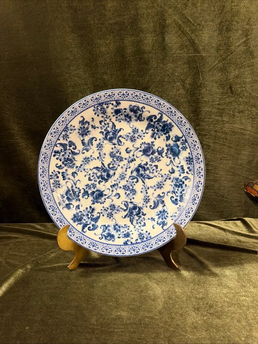 Decorative Asian-Inspired Blue and White Ceramic Plate ~10.5”