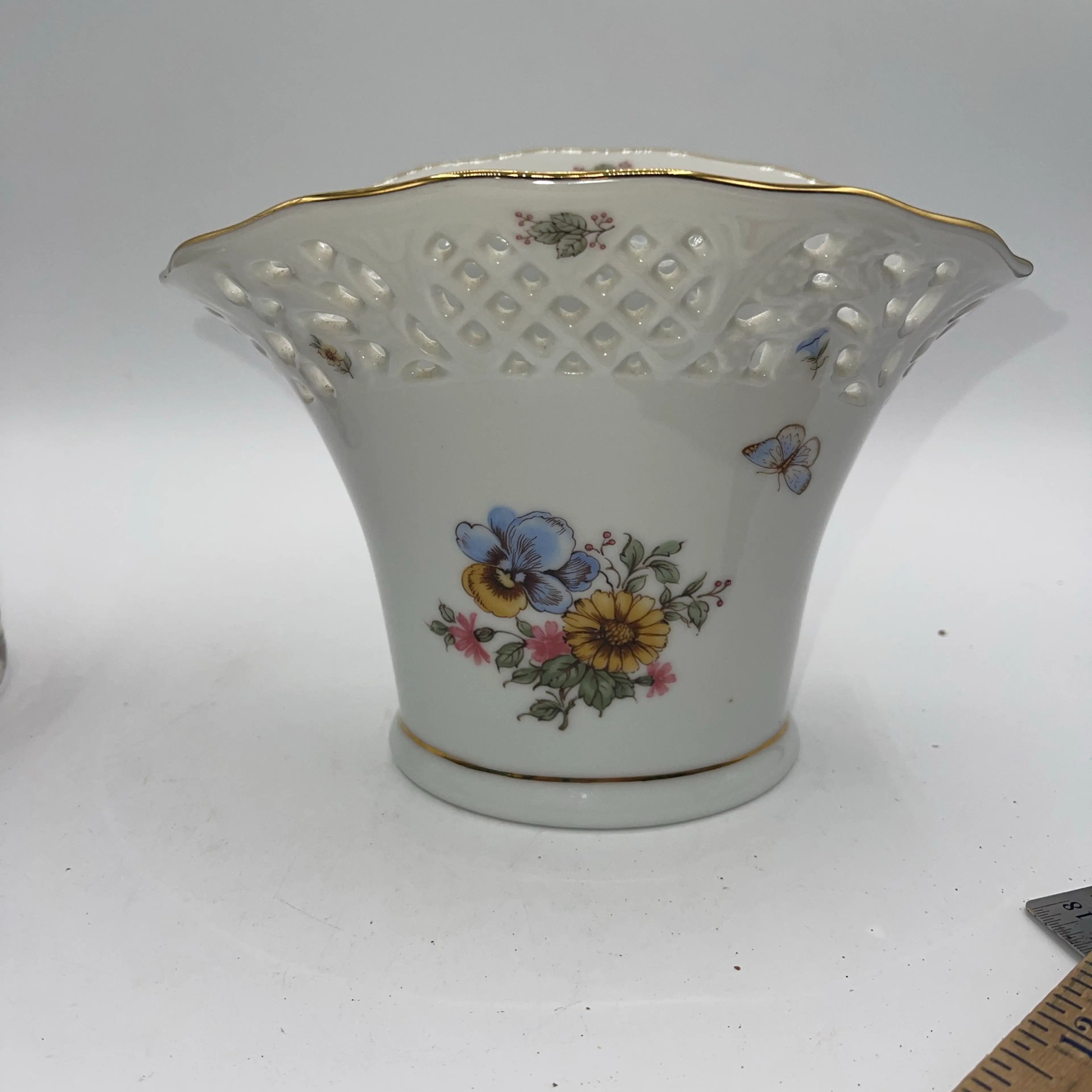Image 1 of 8