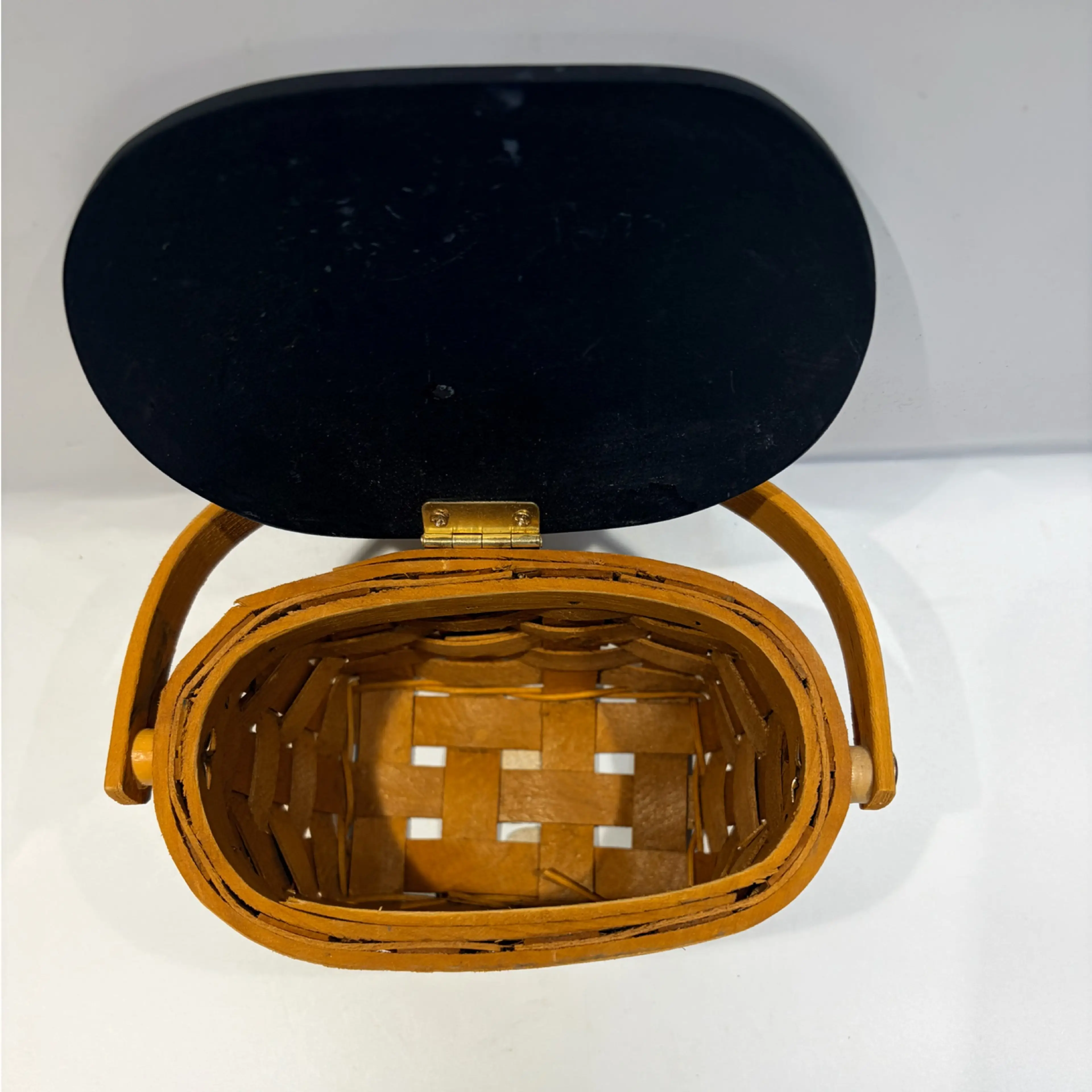 Image 4 of 6