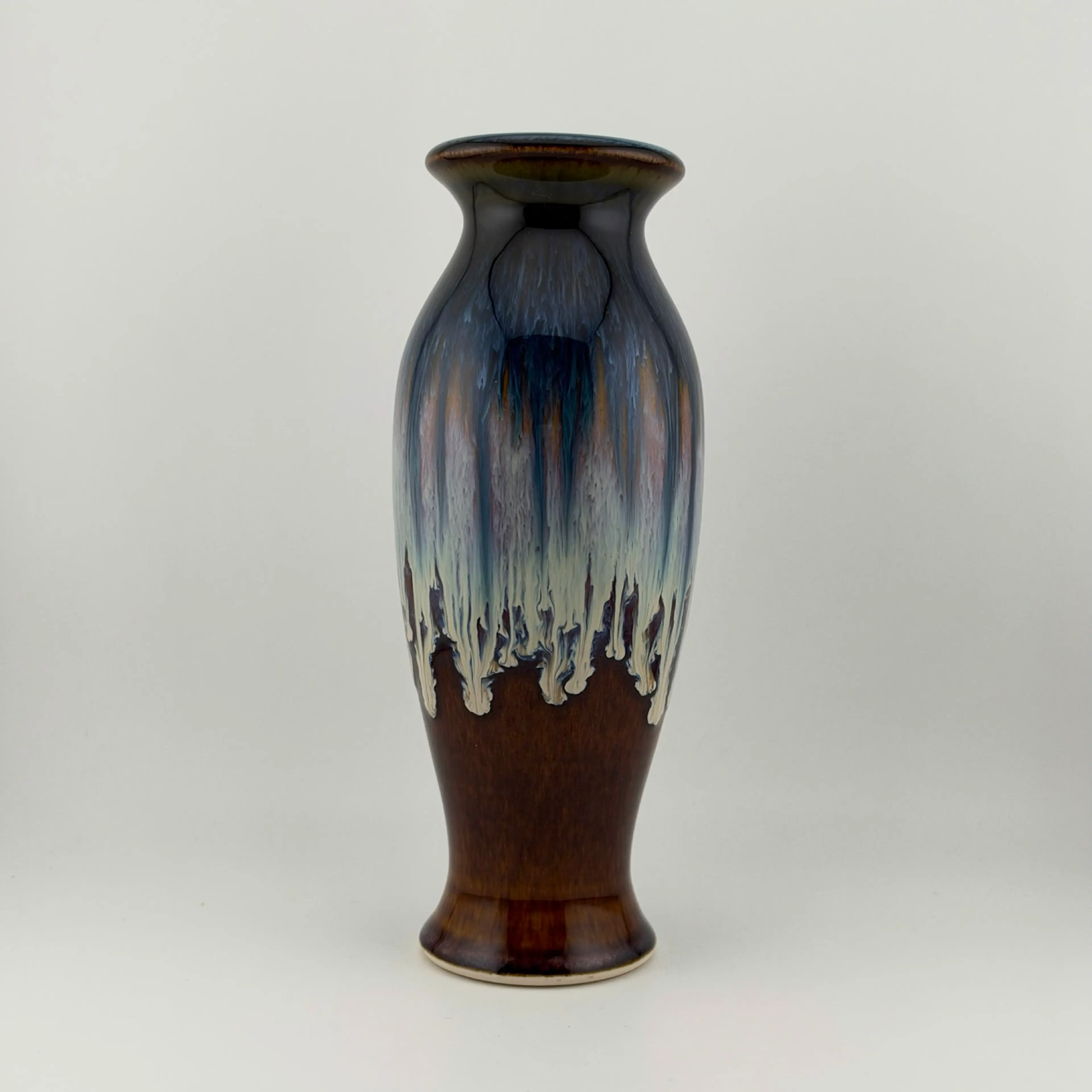 Image 2 of 8