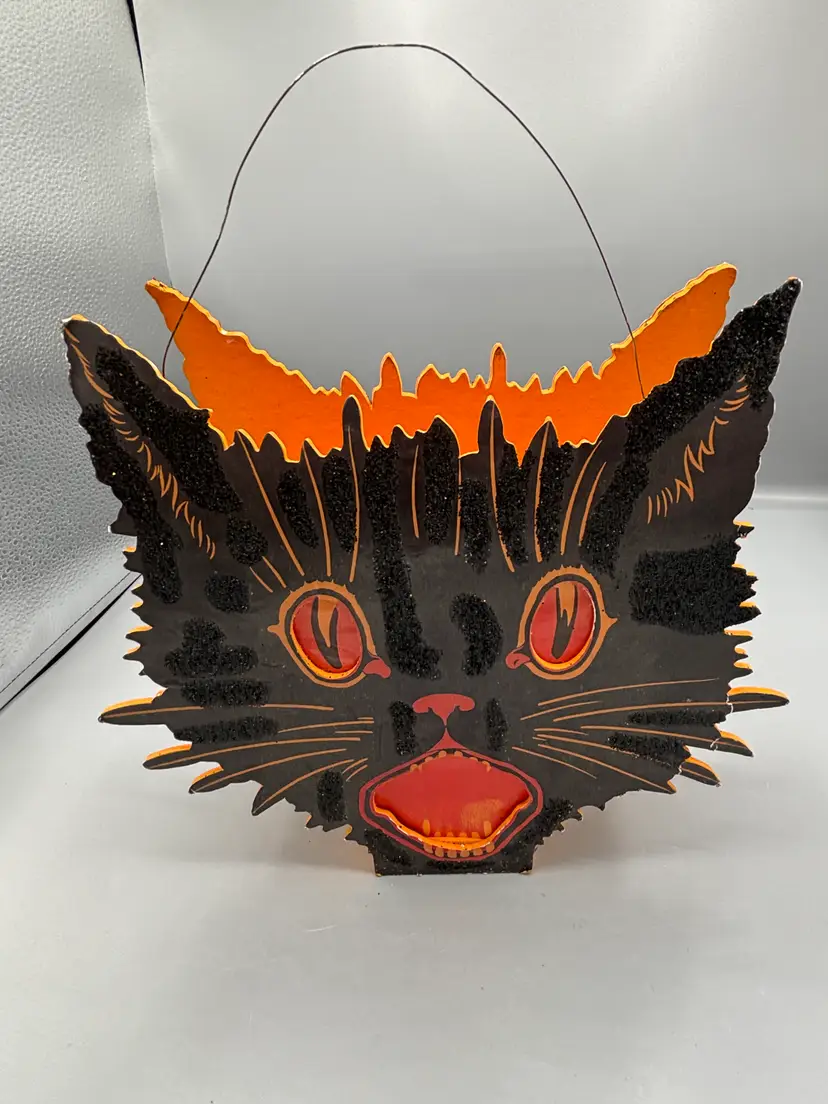 Whimsical Fraidy Cay lantern