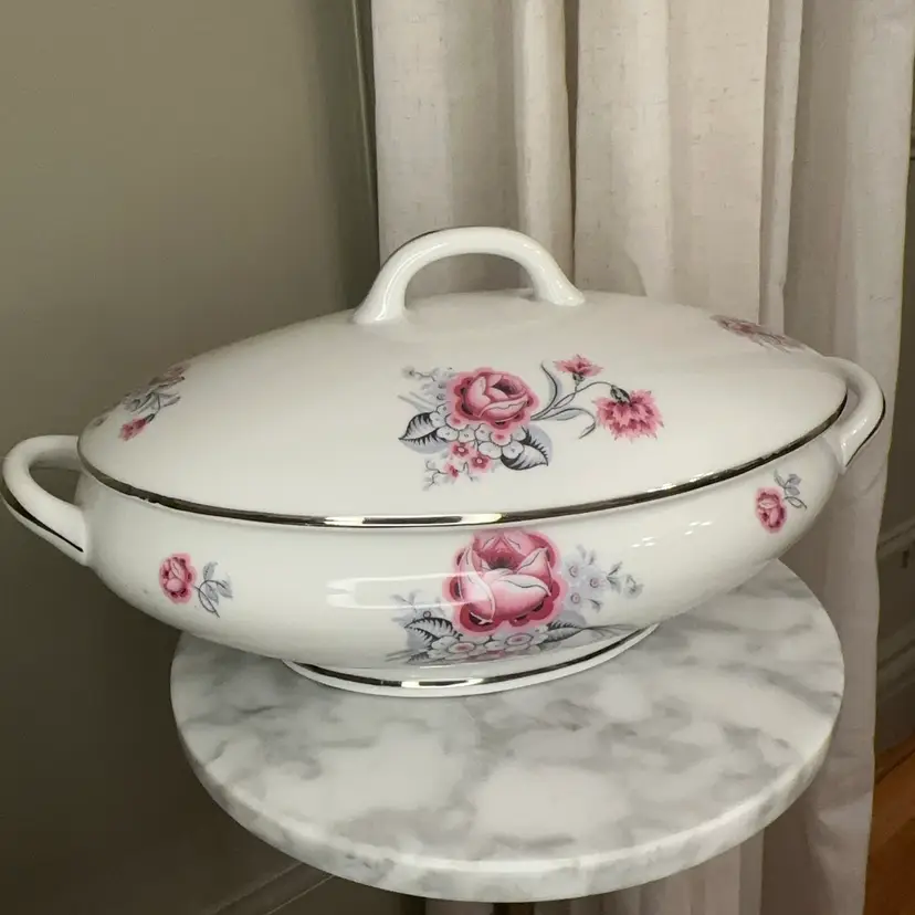 🔔 Art Deco Vignaud Limoges Larger Covered Tureen With Platinum Detail